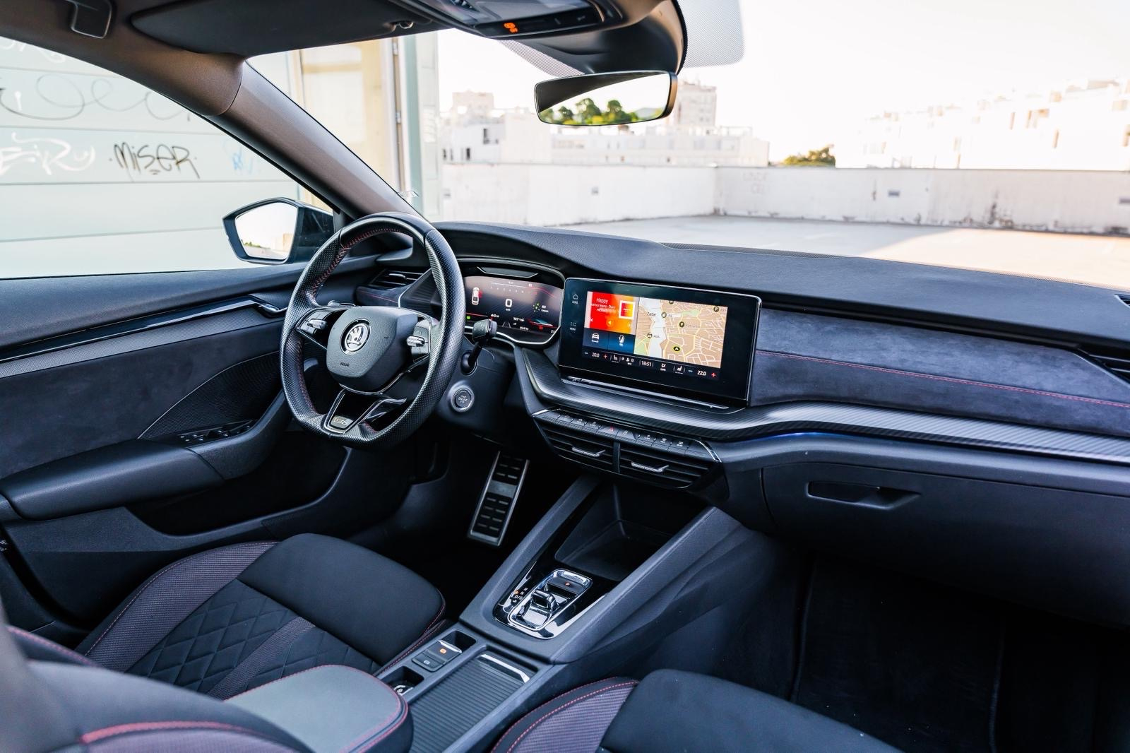 Škoda Octavia VRS 2,0 TSI automatik, fotografija 10