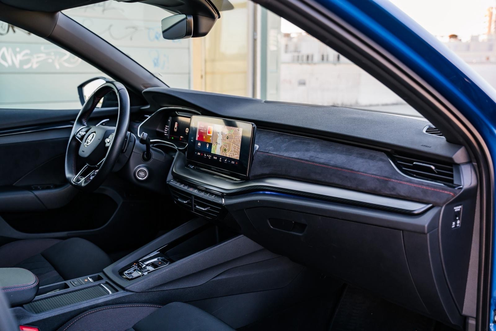 Škoda Octavia VRS 2,0 TSI automatik, fotografija 9