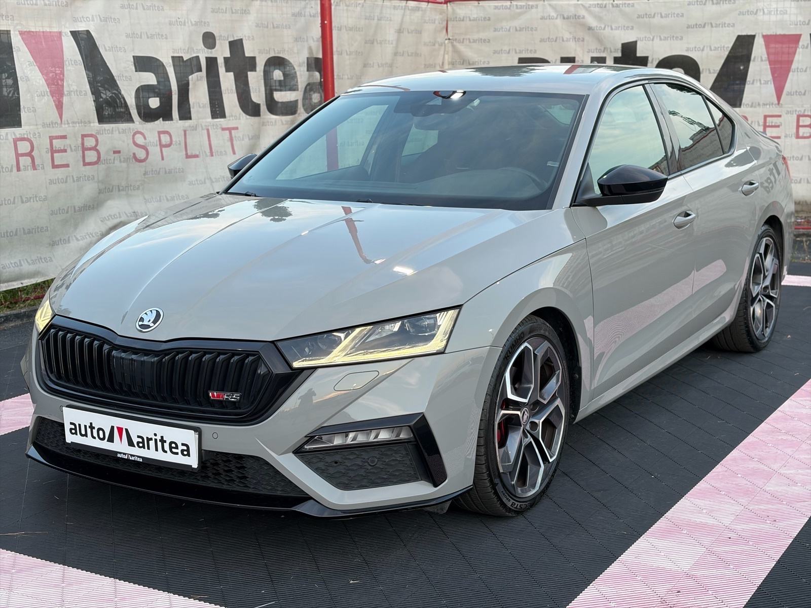Škoda Octavia 2.0 VRS TDI DSG•Crystal•Virtual•Kamera•Keyless GO•19", fotografija 7