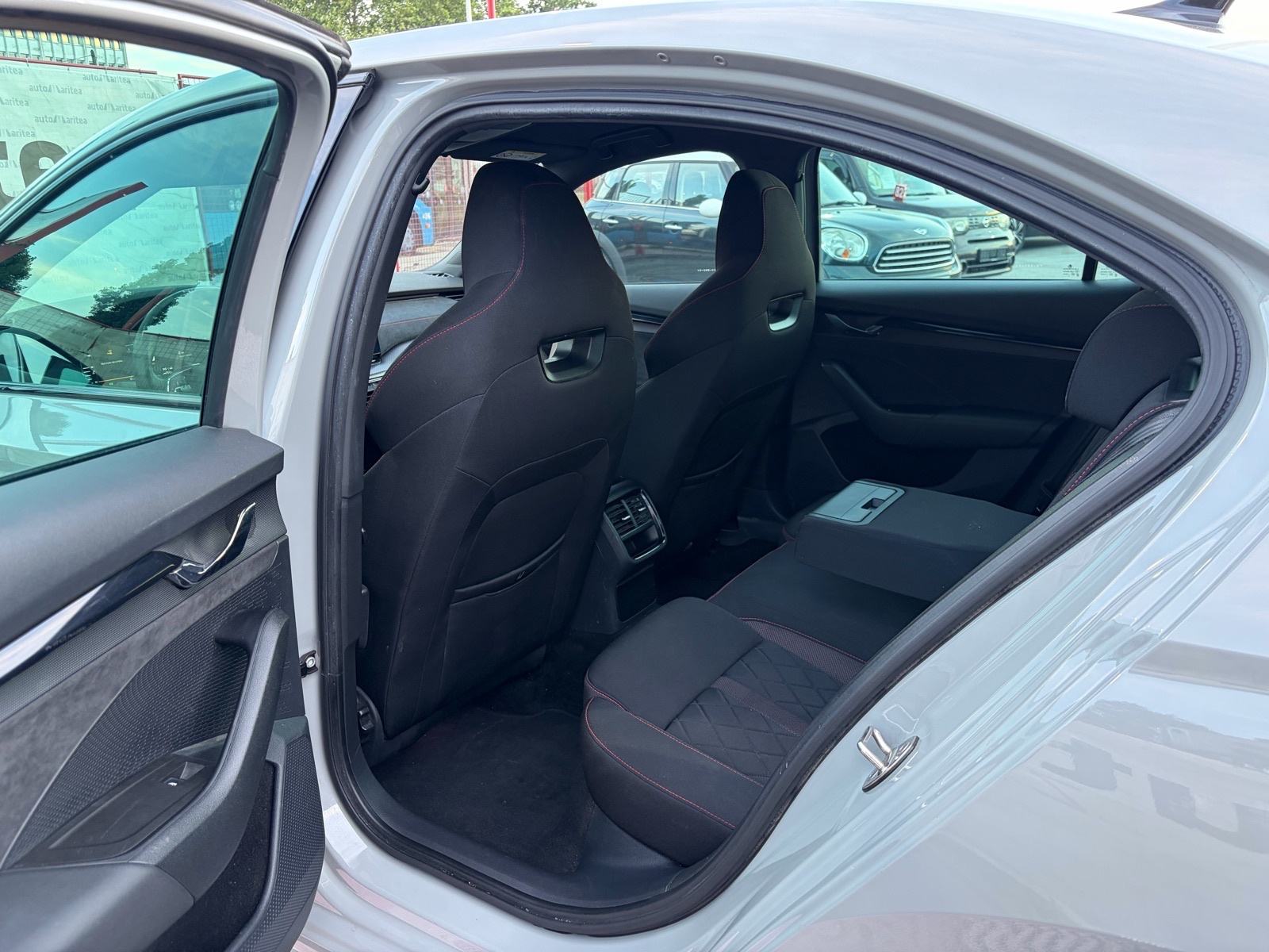 Škoda Octavia 2.0 VRS TDI DSG•Crystal•Virtual•Kamera•Keyless GO•19", fotografija 11