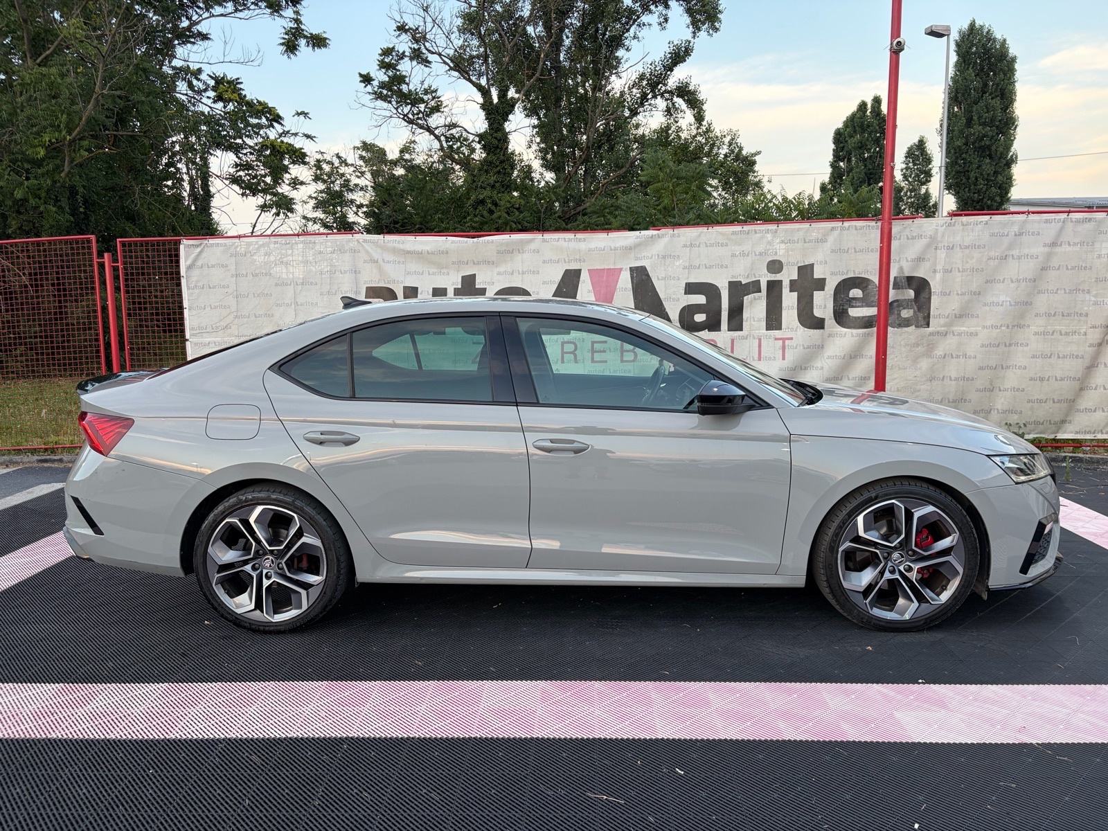 Škoda Octavia 2.0 VRS TDI DSG•Crystal•Virtual•Kamera•Keyless GO•19", fotografija 4