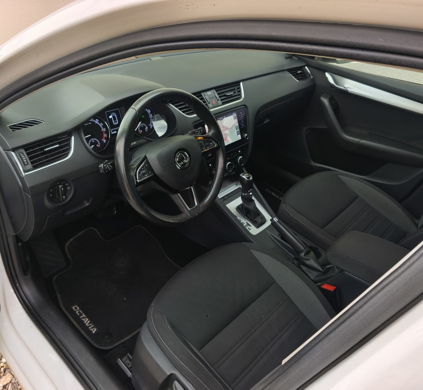 Škoda Octavia 2.0TDi DSG, 2020god, 160 tkm, fotografija 15