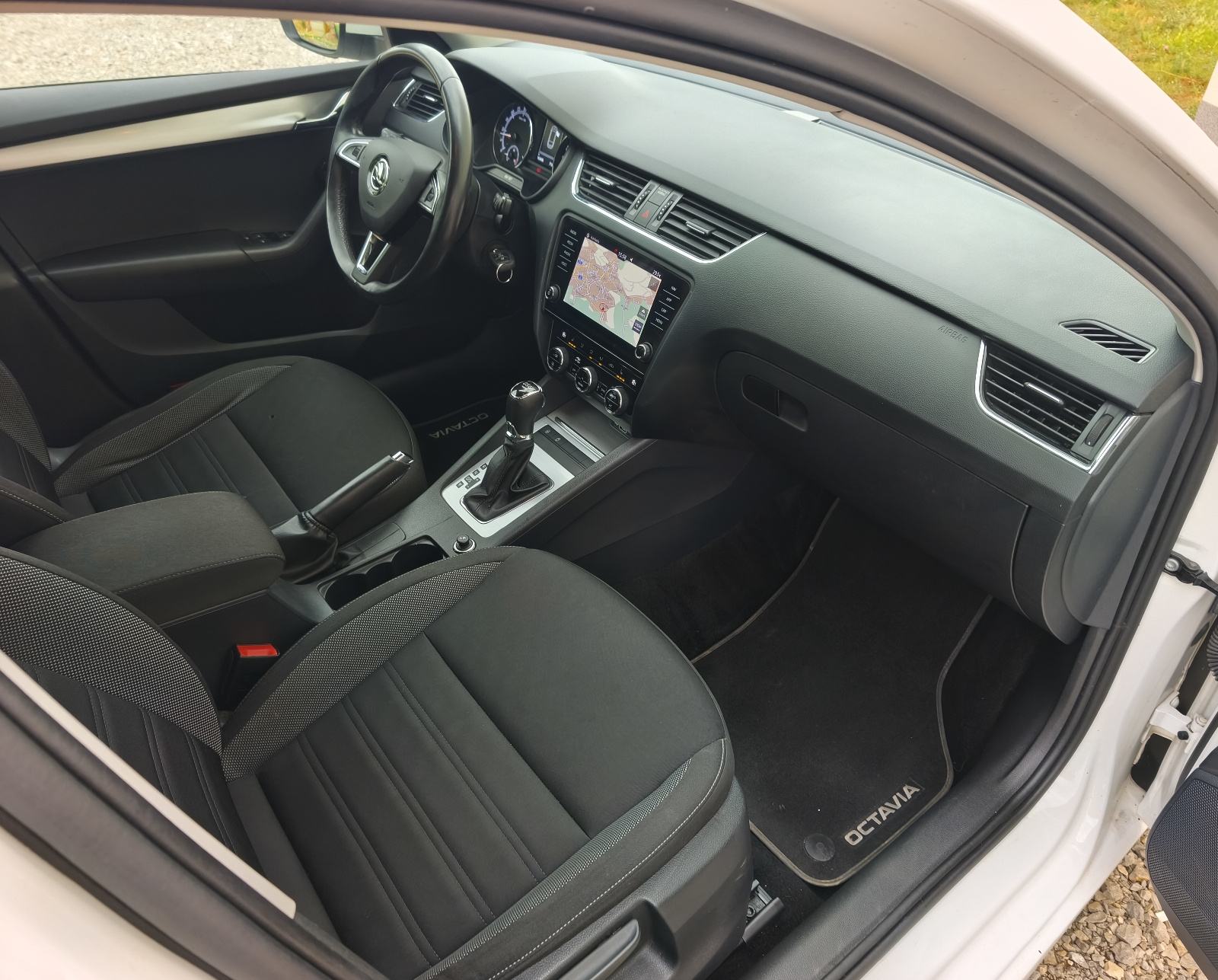 Škoda Octavia 2.0TDi DSG, 2020god, 160 tkm, fotografija 11