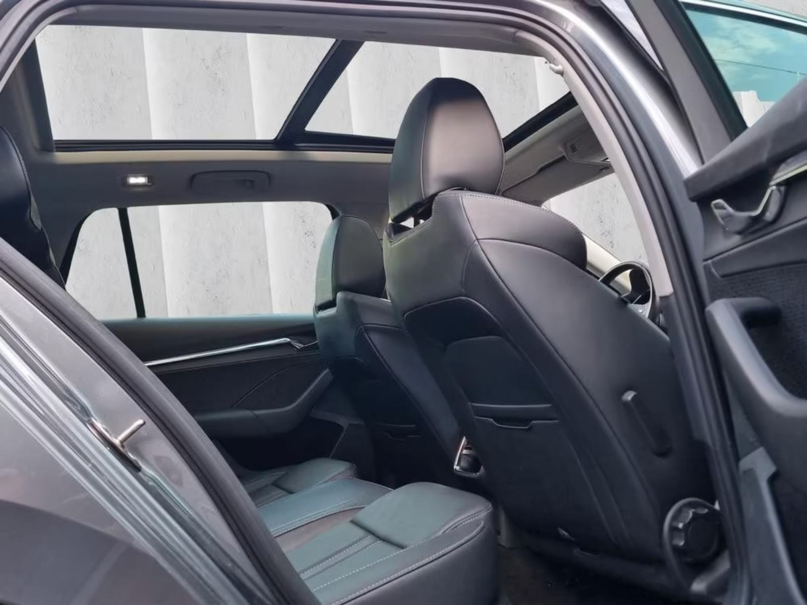 ŠKODA OCTAVIA 2.0TDI STYLE +///22G//JAMSTVO//U DOLASKU, fotografija 19