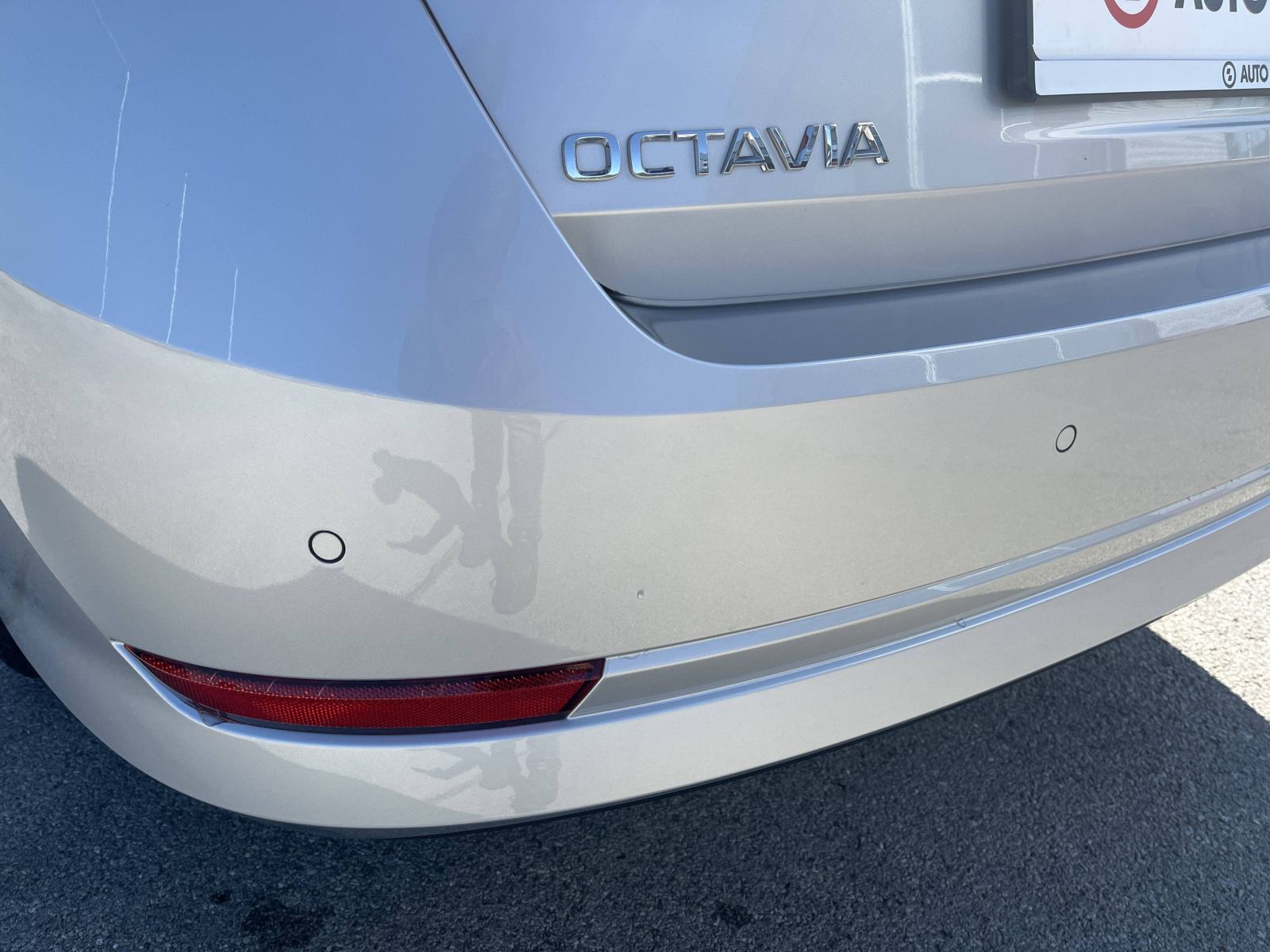 SKODA OCTAVIA 2021 • PREMIUM jamstvo • AutoZubak Rabljena, fotografija 17