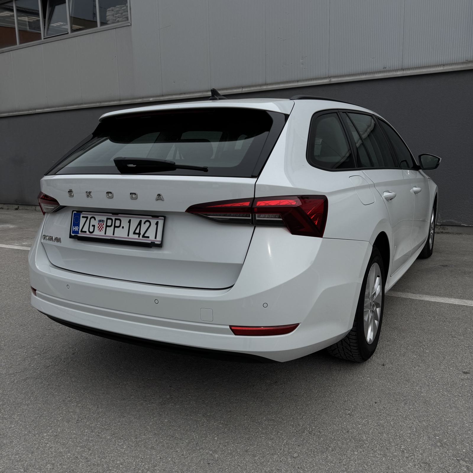 Škoda Octavia 2022. 2,0 TDI DSG | LED | SERVISNA | VIRTUAL, fotografija 7