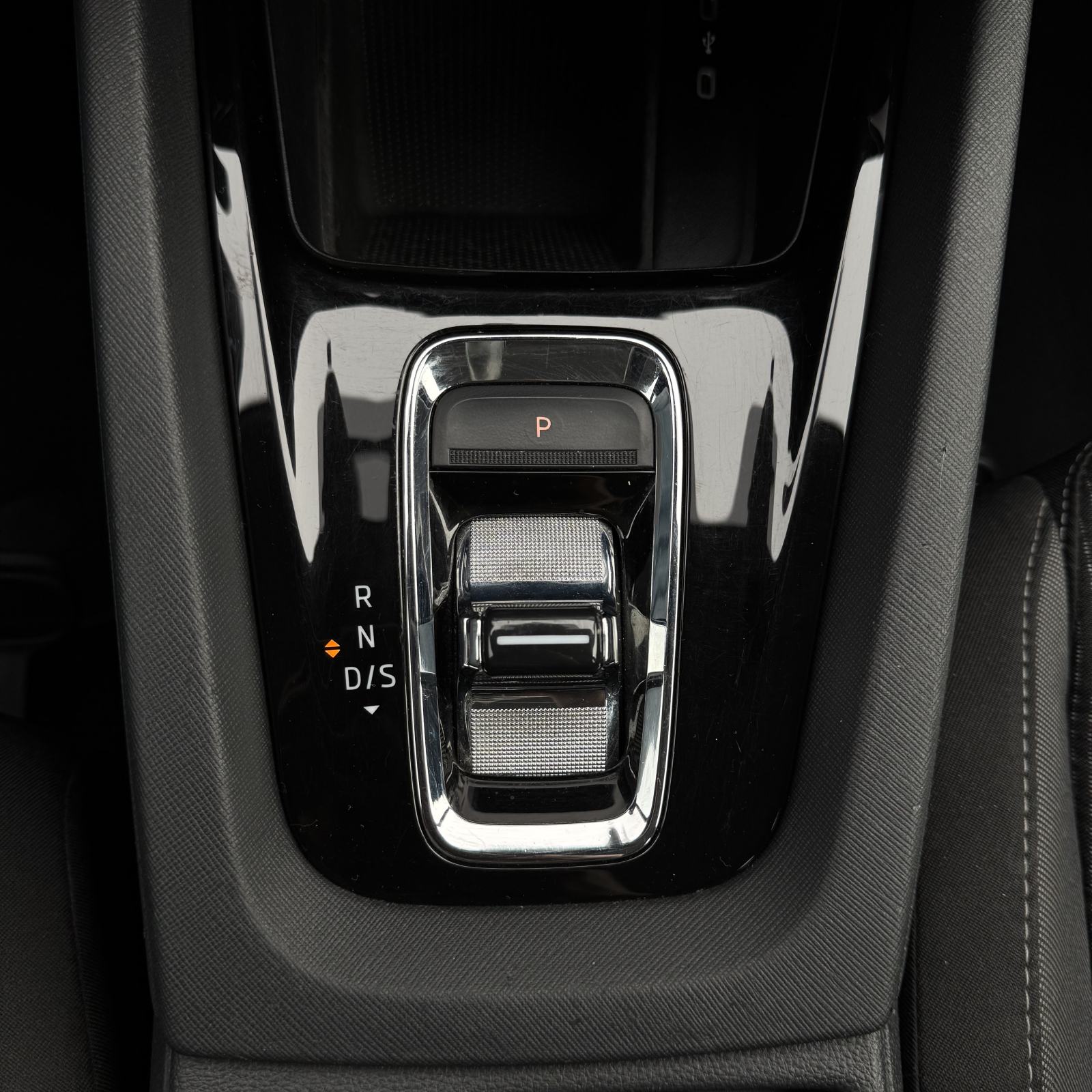 Škoda Octavia 2022. 2,0 TDI DSG | LED | SERVISNA | VIRTUAL, fotografija 10