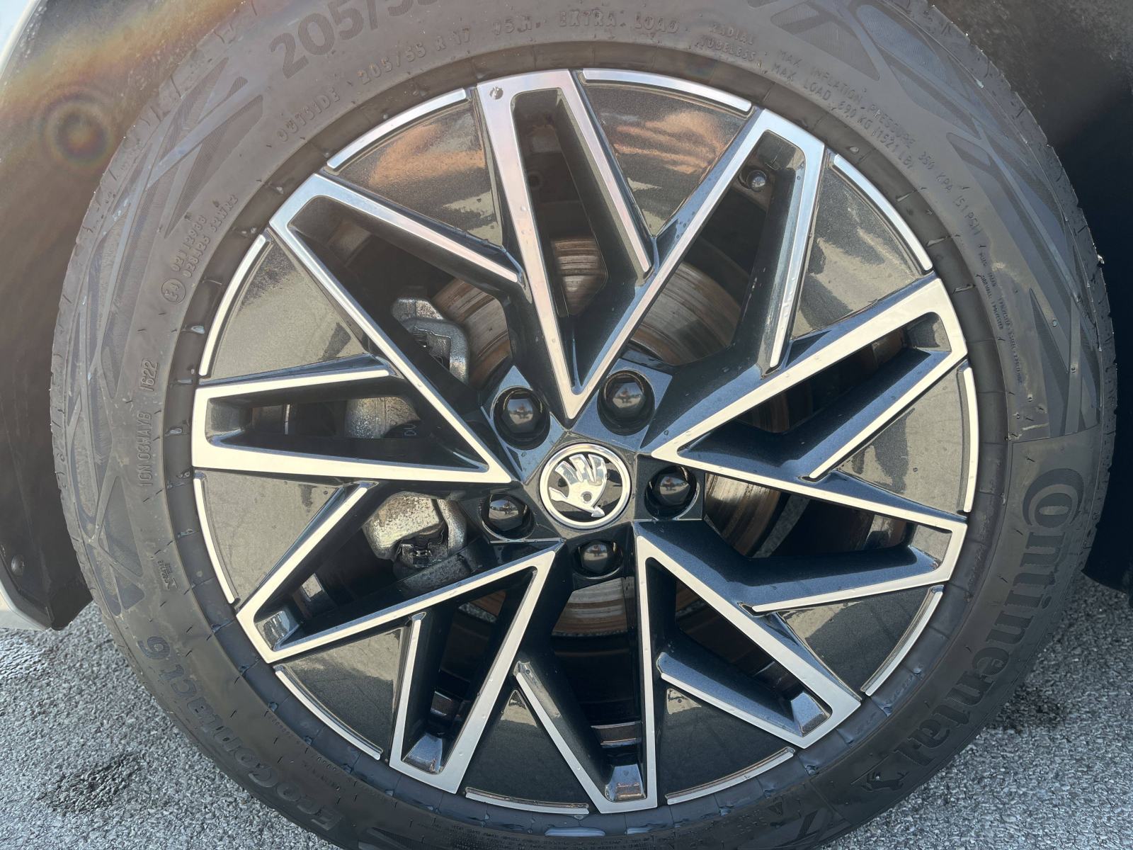 SKODA OCTAVIA 2023 • PREMIUM jamstvo • AutoZubak Rabljena, fotografija 16