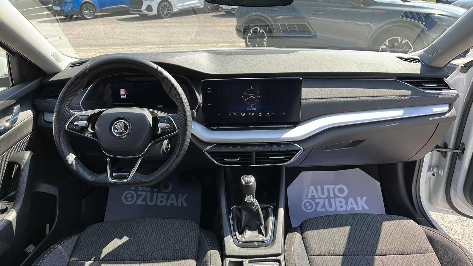 SKODA OCTAVIA 2024 • PREMIUM jamstvo • AutoZubak Rabljena, fotografija 11
