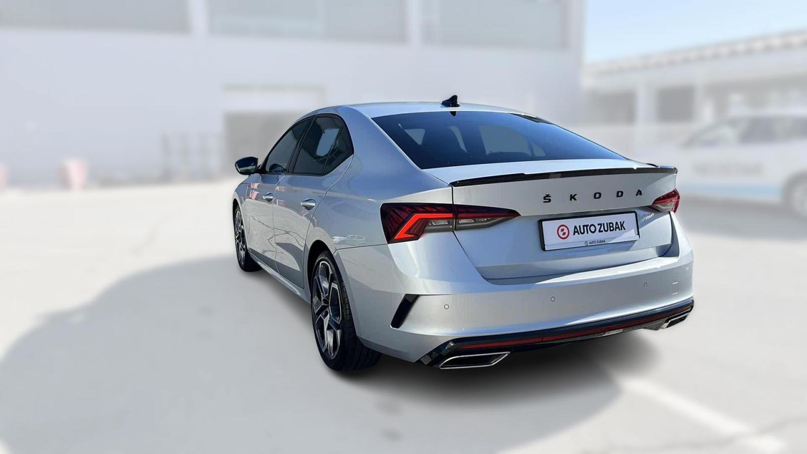 SKODA OCTAVIA 2024 • PREMIUM jamstvo • AutoZubak Rabljena, fotografija 8