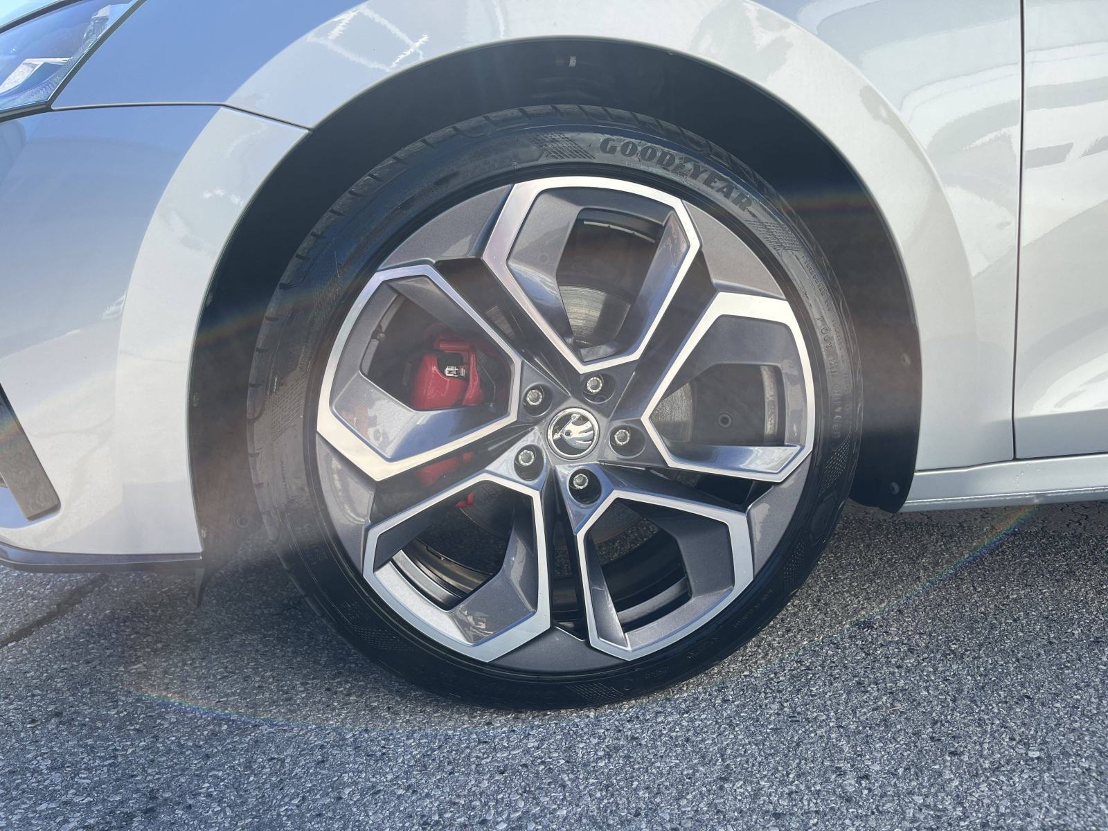 SKODA OCTAVIA 2024 • PREMIUM jamstvo • AutoZubak Rabljena, fotografija 16