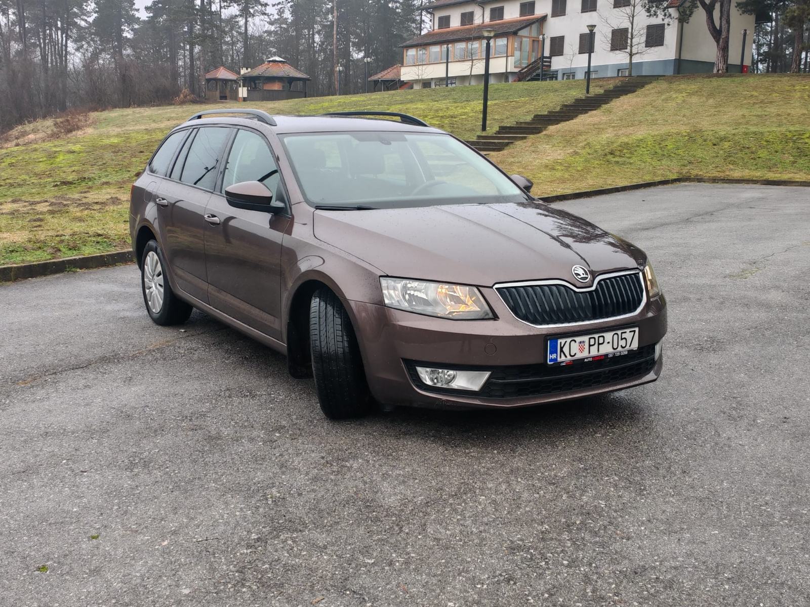 Škoda Octavia 4x4 1,6 TDI 6. Brzina, pogled izvana - slika 2