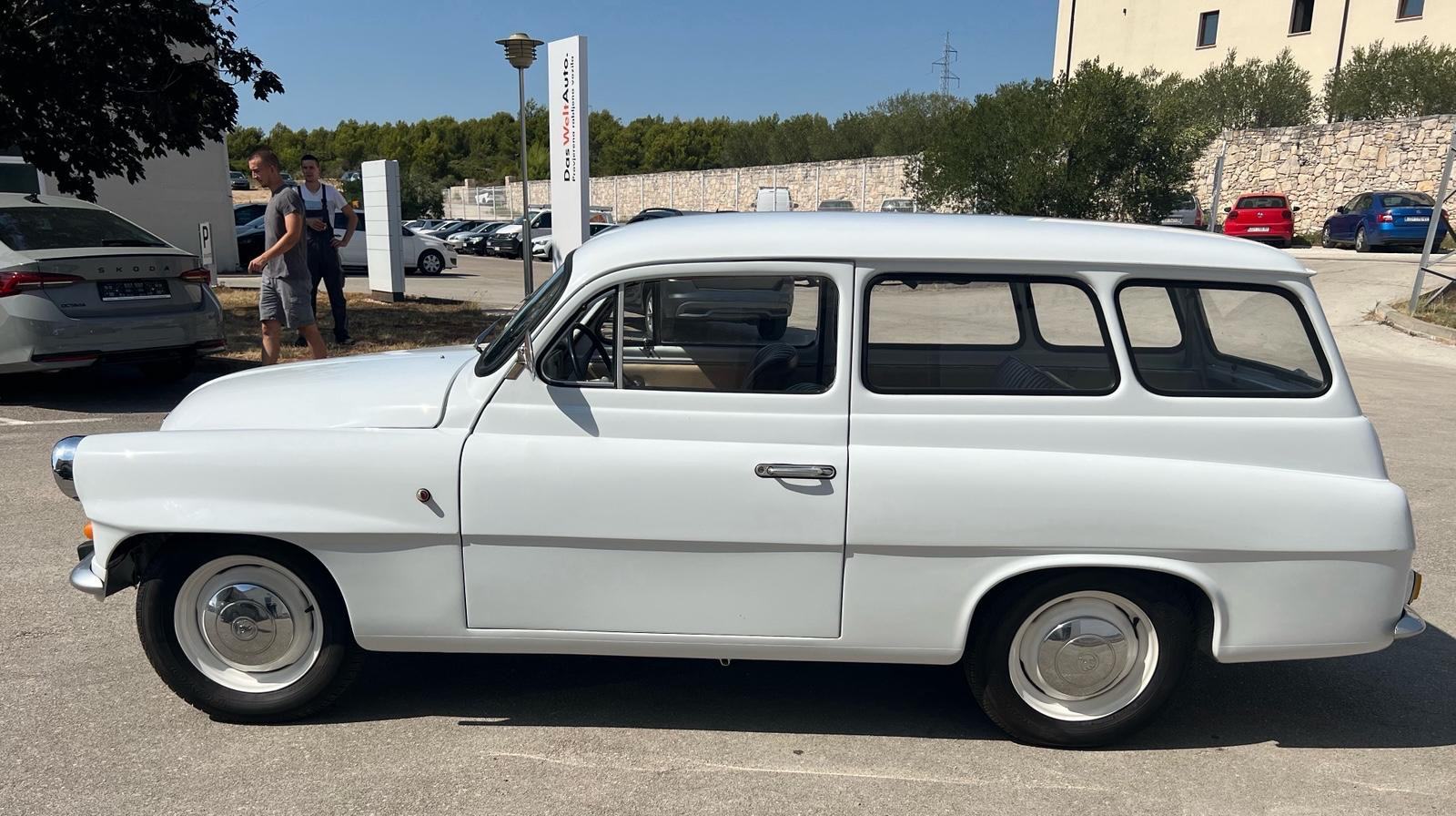 Škoda Octavia CARAVAN, fotografija 4