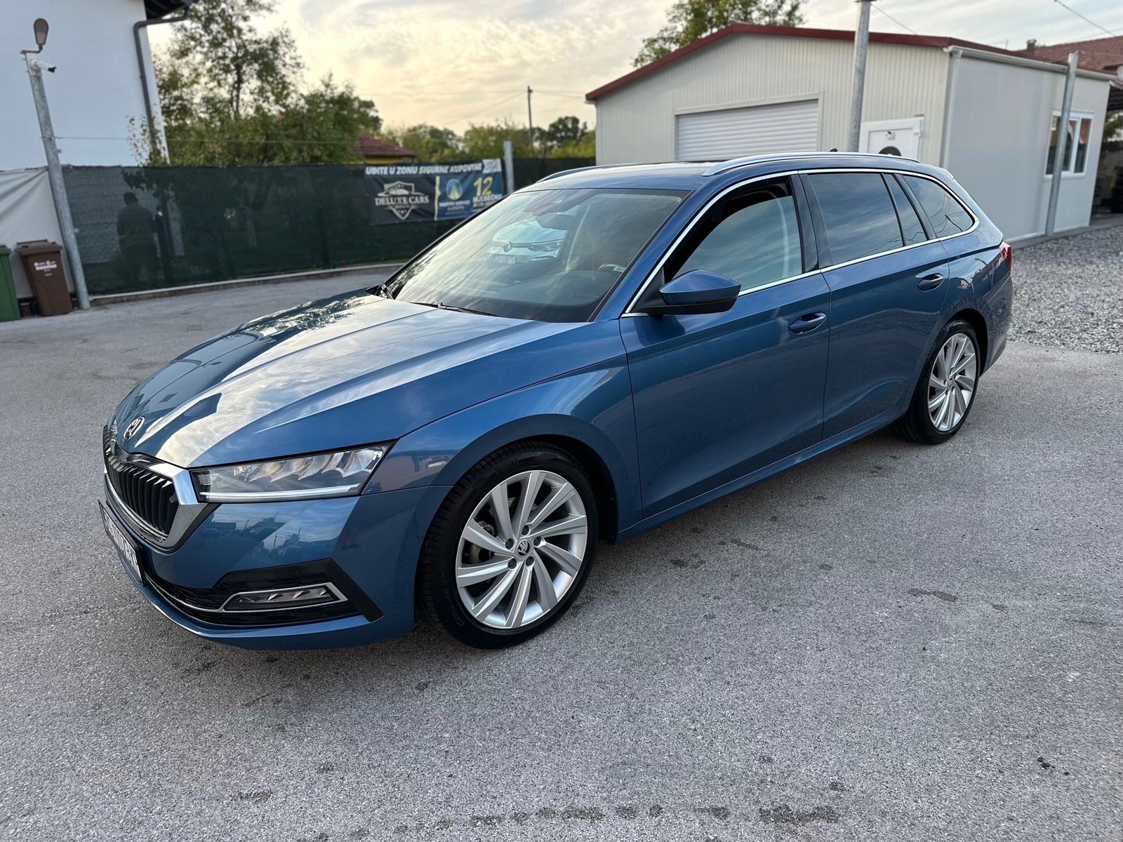 Škoda Octavia Combi 1,0 TSI samo 48tkm..Nov! Povoljno!, fotografija 1