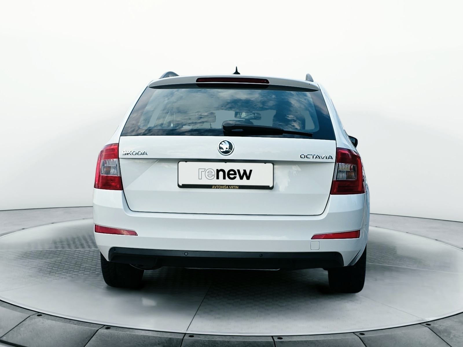 Škoda Octavia Combi 1,4 TSI, fotografija 2
