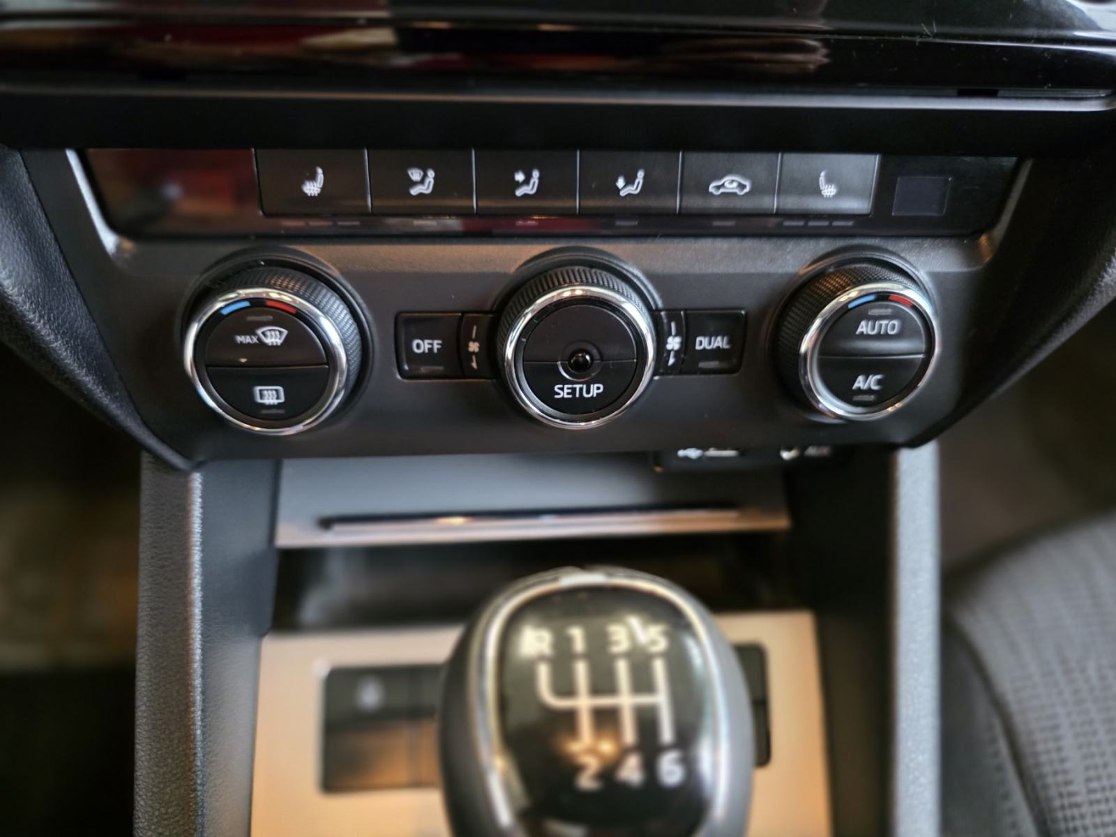 Škoda Octavia Combi 1,4 TSI, fotografija 7