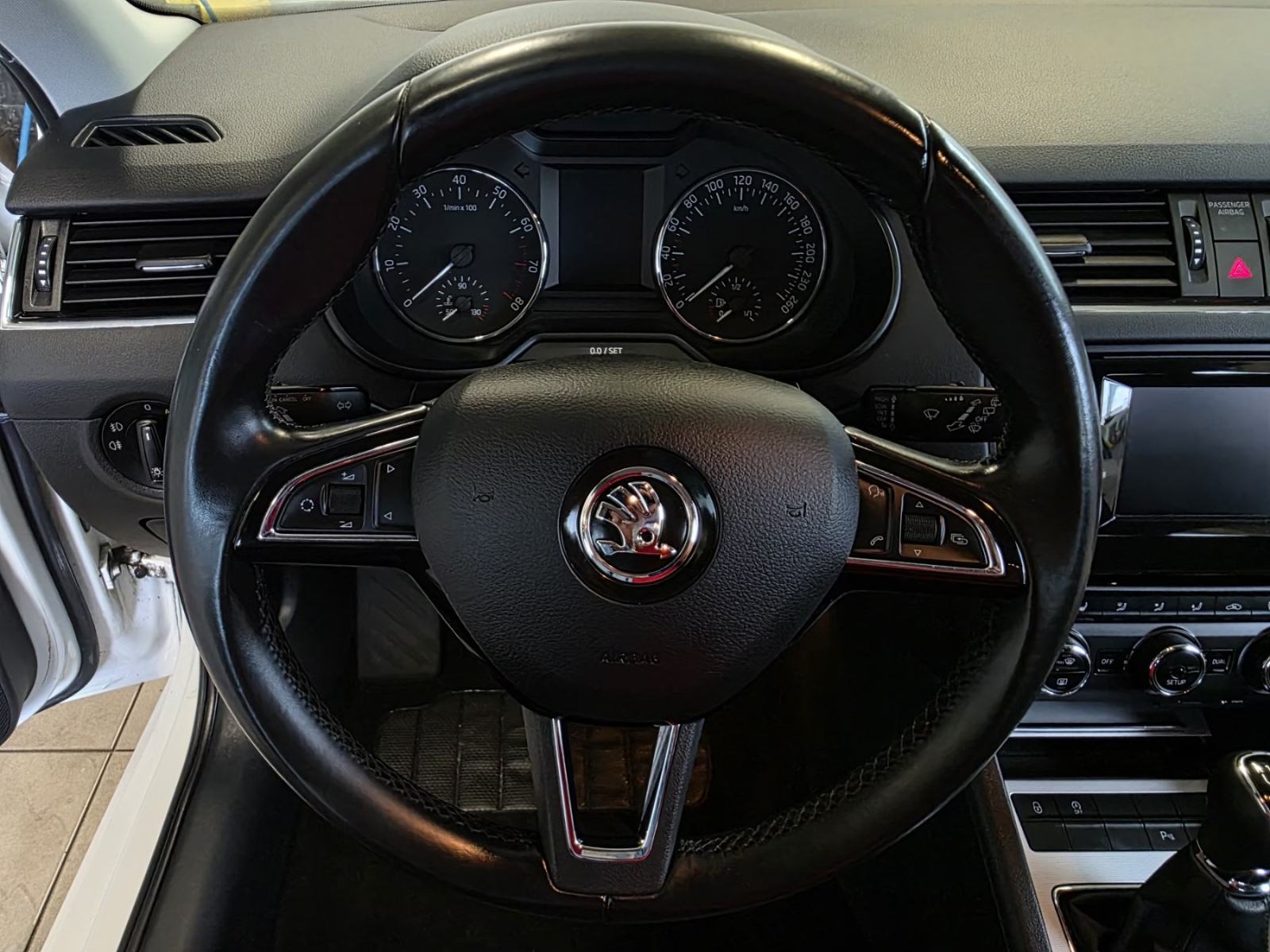 Škoda Octavia Combi 1,4 TSI, fotografija 9