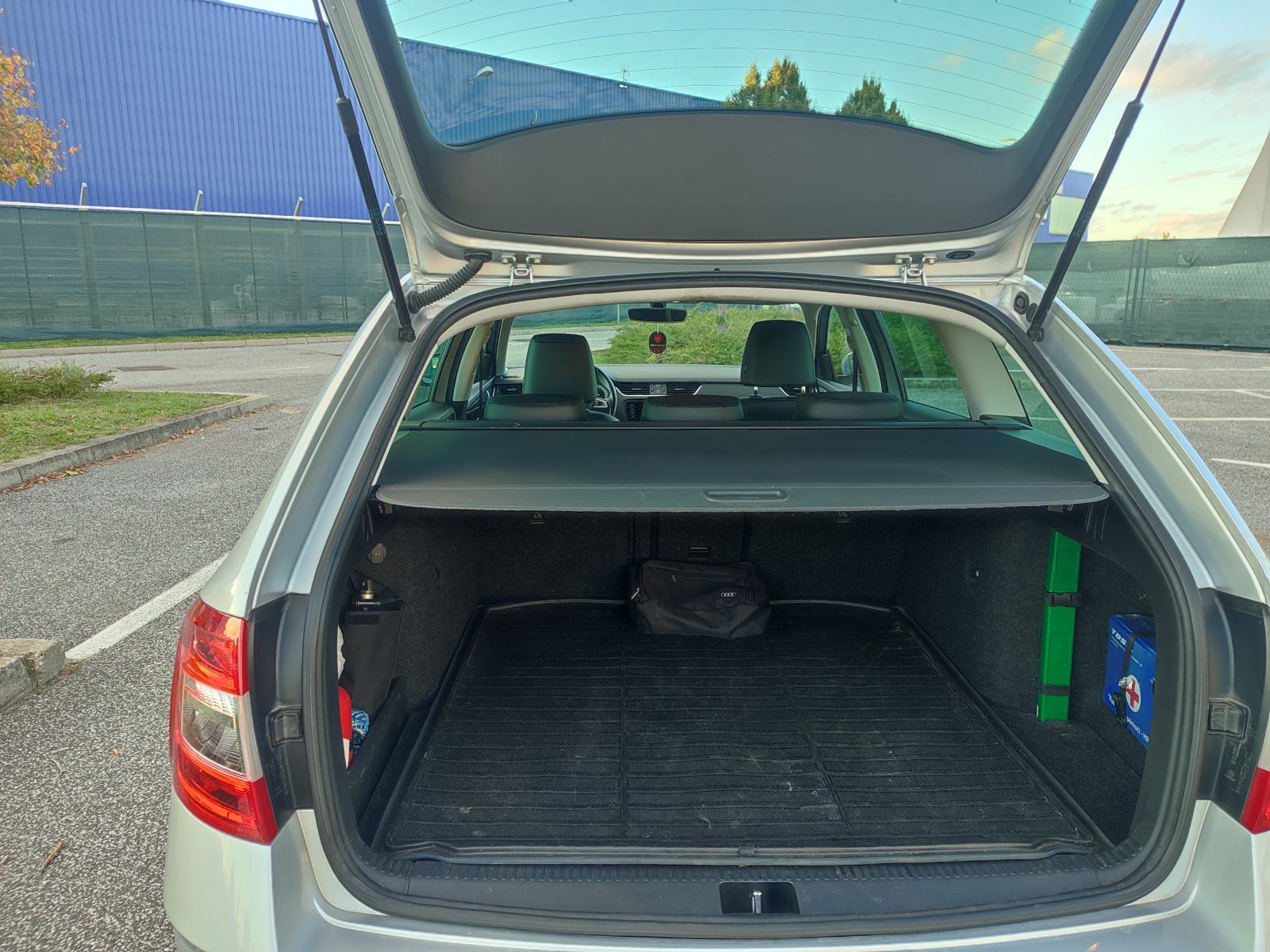 Škoda Octavia Combi 1,5 TSI DSG,2020G..REG 10/26.. Zamjena, fotografija 7