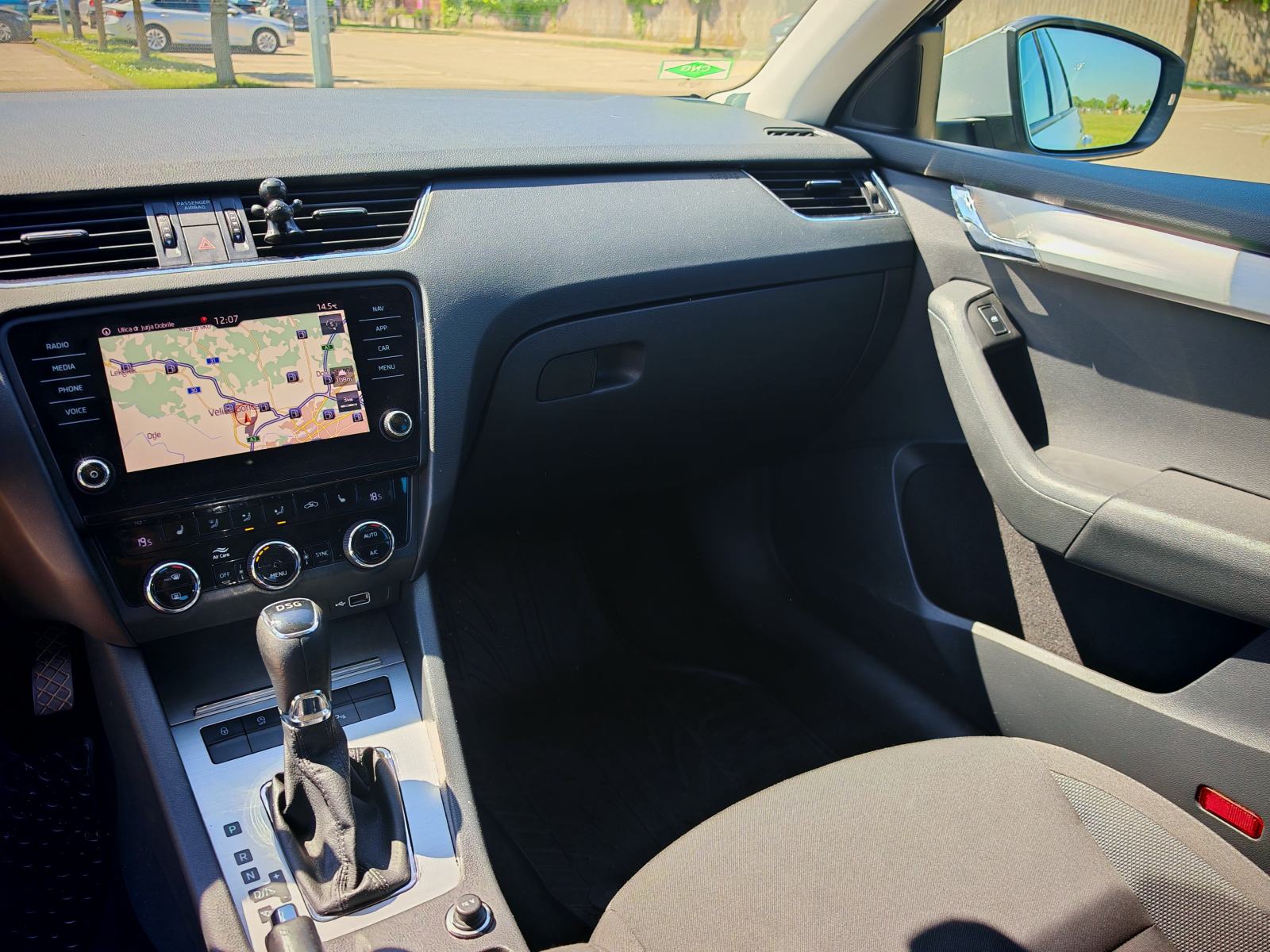 Škoda Octavia Combi 1,5 TSI DSG, CNG Plin, Veliki servis, Top stanje, fotografija 12