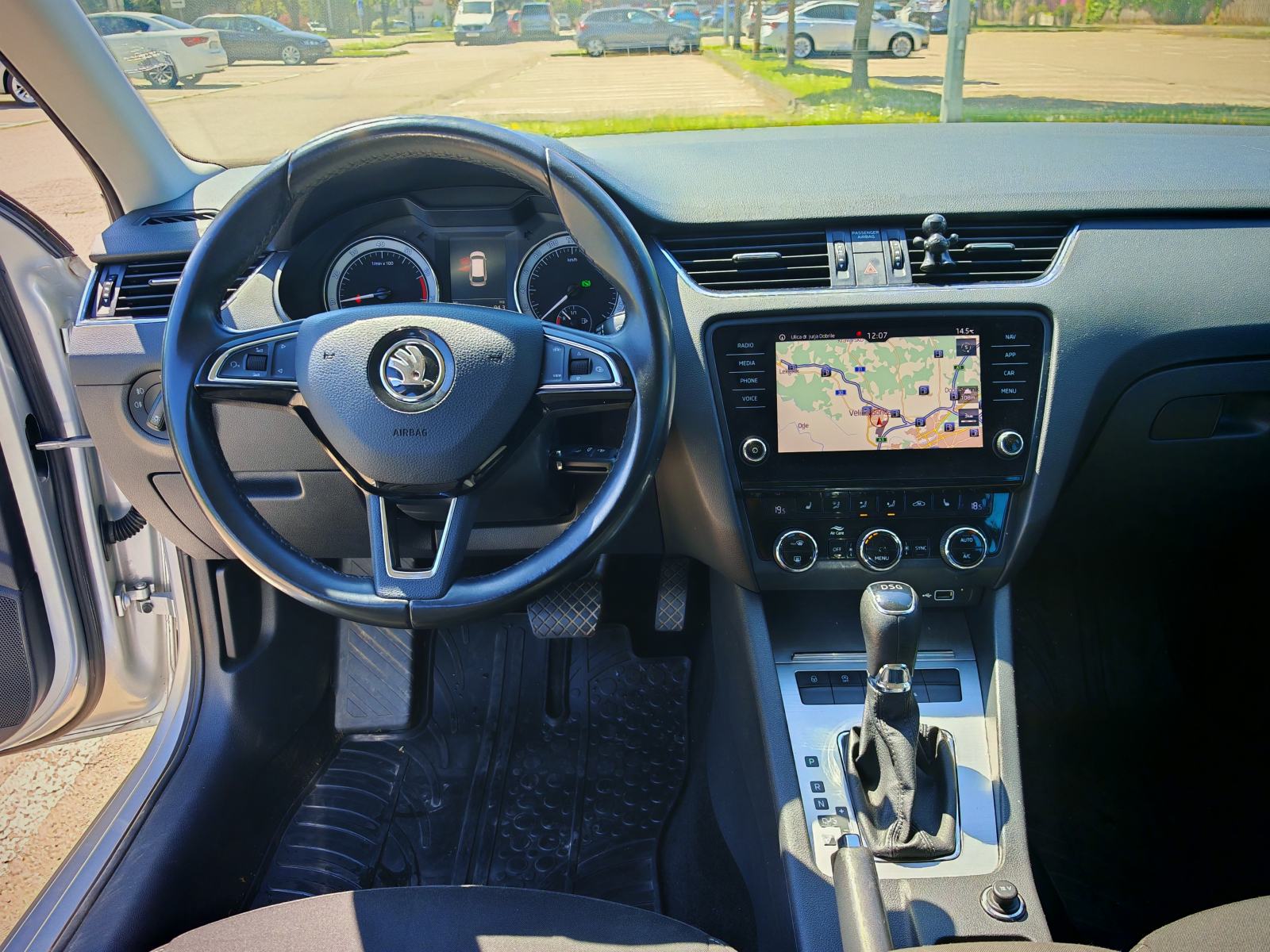Škoda Octavia Combi 1,5 TSI DSG, CNG Plin, Veliki servis, Top stanje, fotografija 14