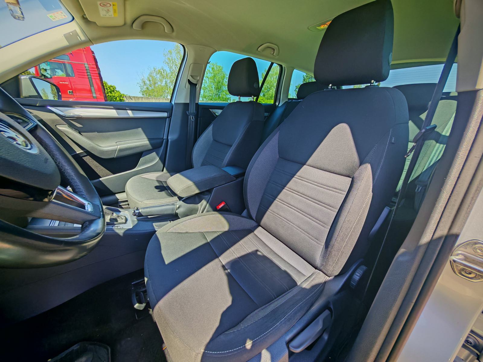 Škoda Octavia Combi 1,5 TSI DSG, CNG Plin, Veliki servis, Top stanje, fotografija 16