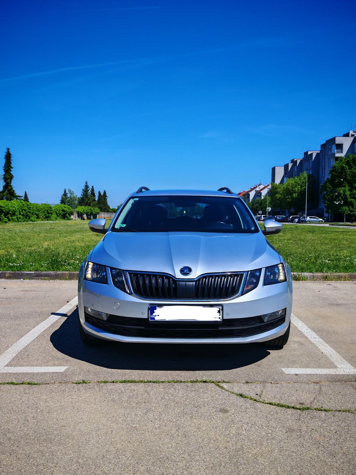 Škoda Octavia Combi 1,5 TSI DSG, CNG Plin, Veliki servis, Top stanje, fotografija 4