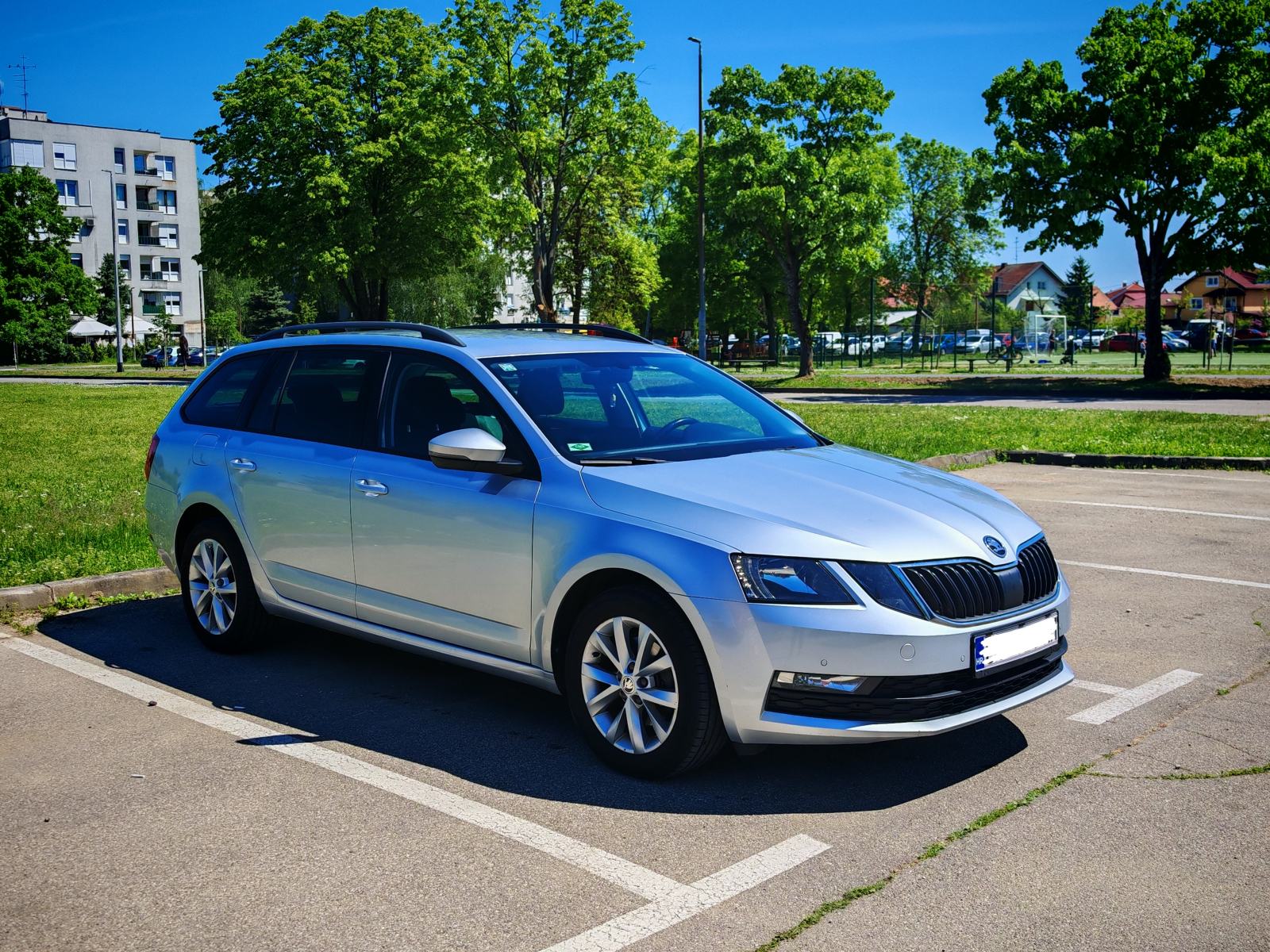 Škoda Octavia Combi 1,5 TSI DSG, CNG Plin, Veliki servis, Top stanje, fotografija 5