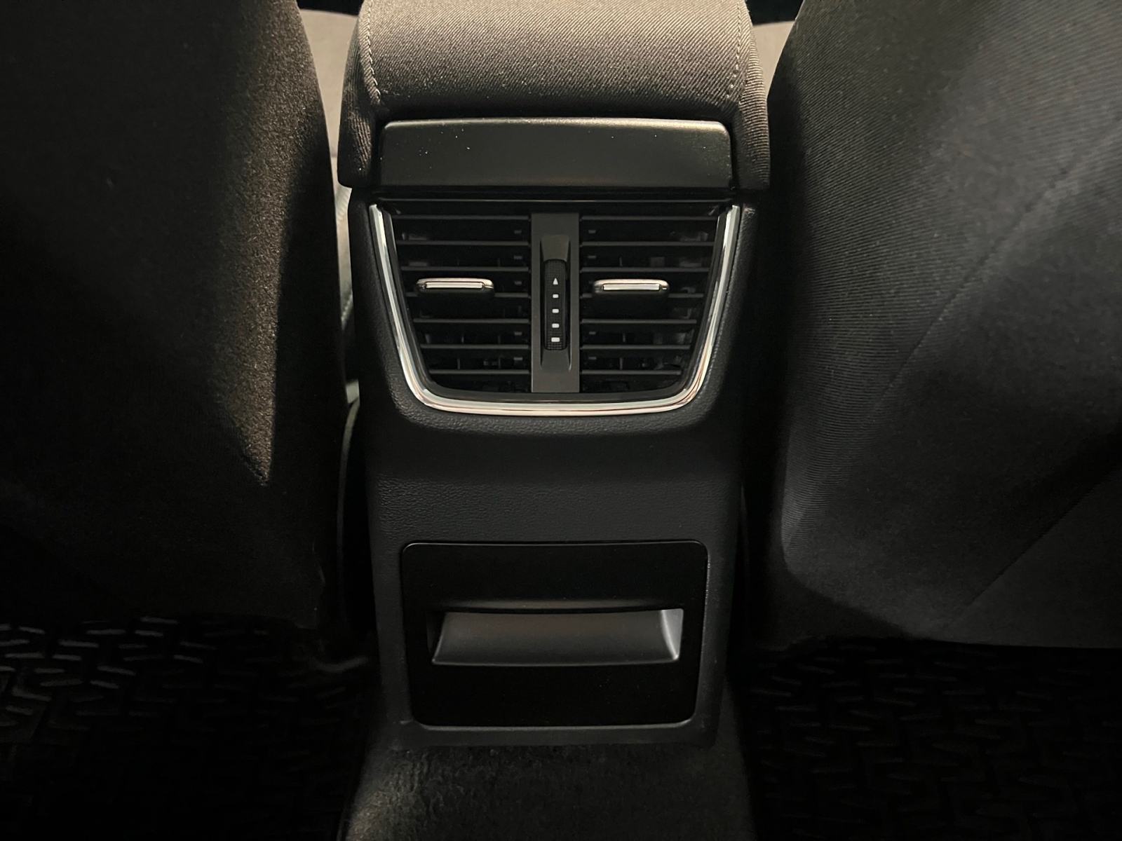 Škoda Octavia Combi 1.6 TDI 115 KS | AMBITION | Leasing bez Učešća, fotografija 16