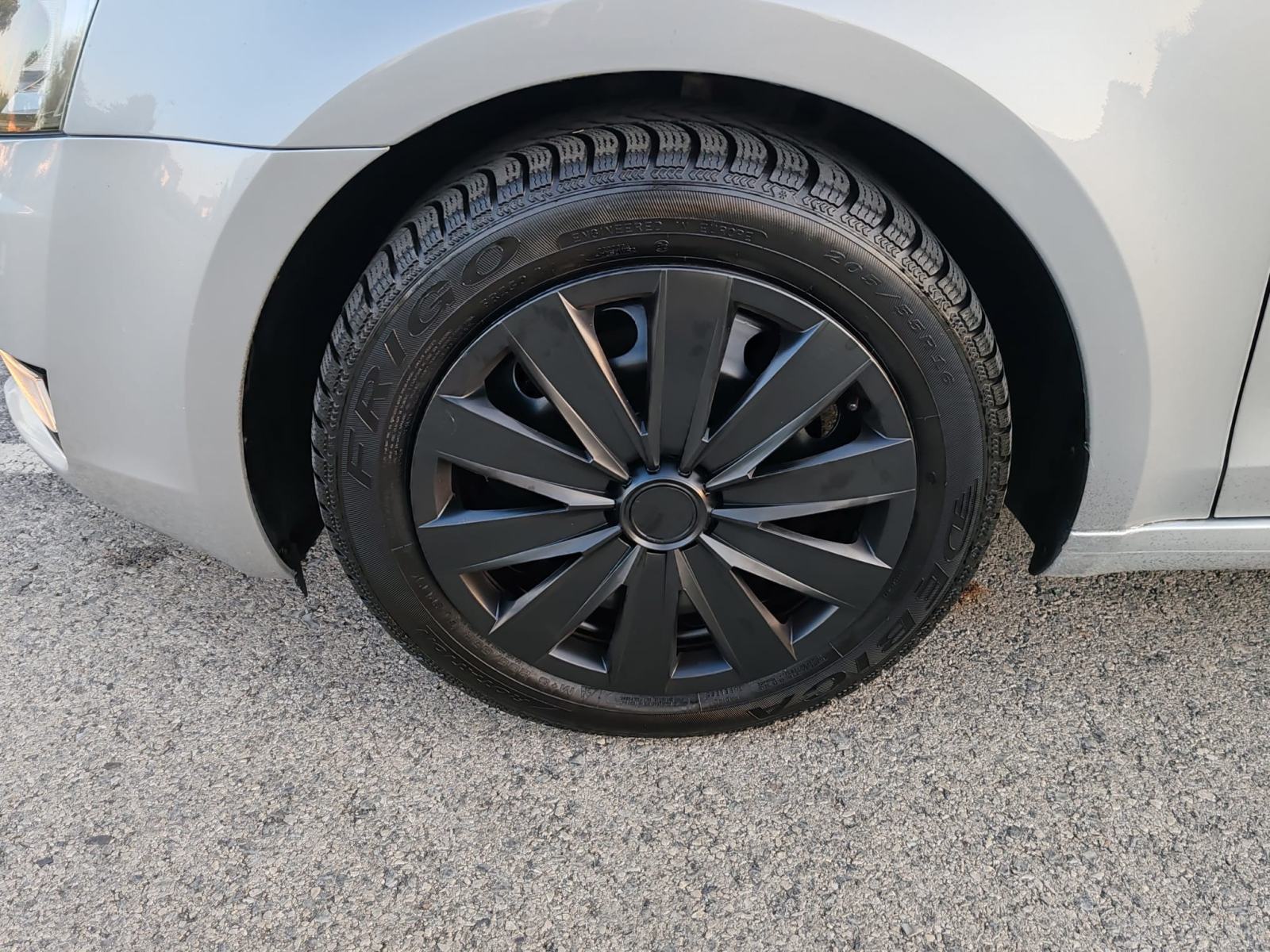 Škoda Octavia Combi 1,6 TDI,213000, 2014G, KARTICE DO 36 RATA, fotografija 7