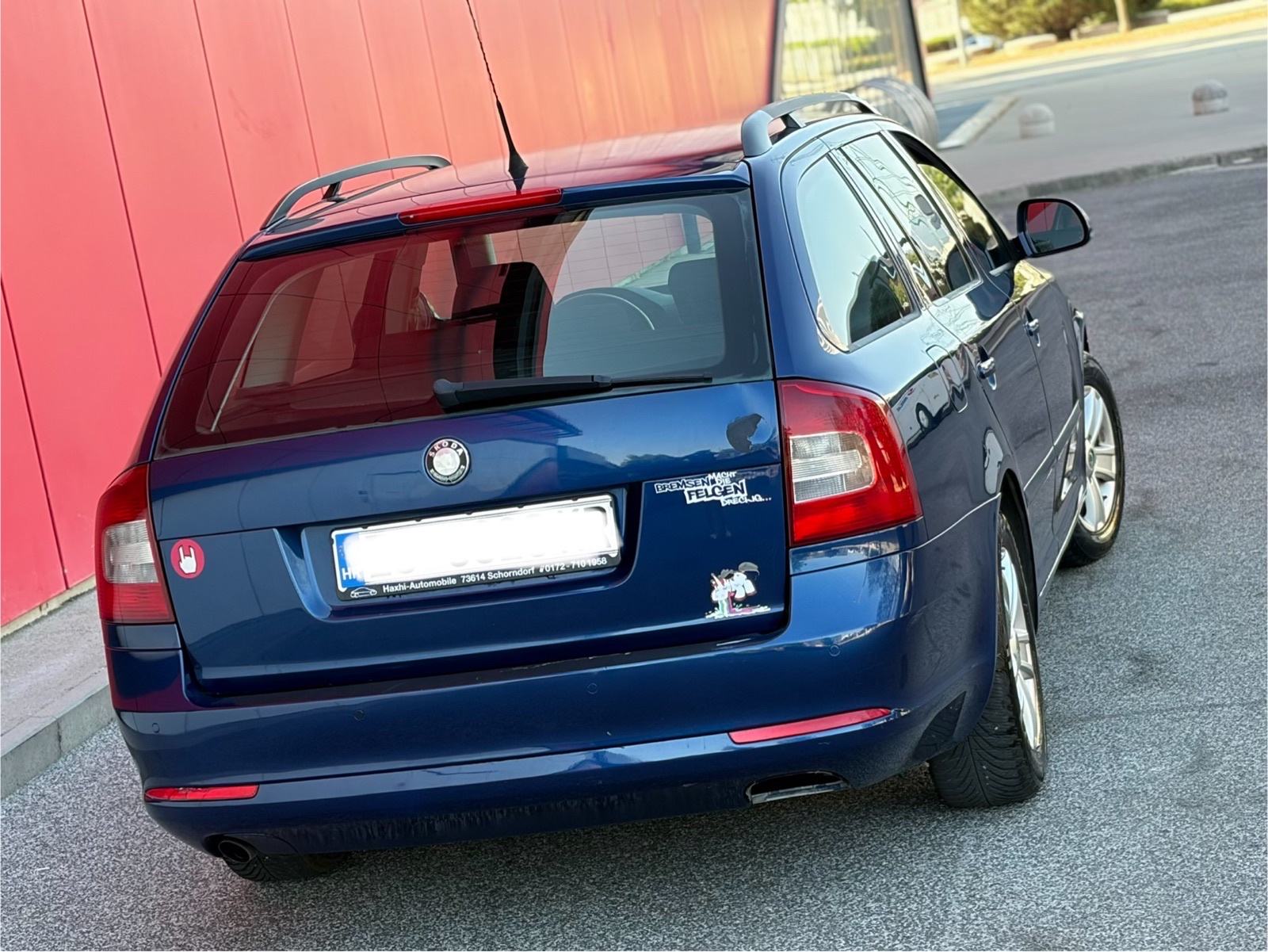 ŠKODA OCTAVIA COMBI 1.6 TDI 220.000 KM METALIK TAMNO PLAVA BOJA!!!, fotografija 2
