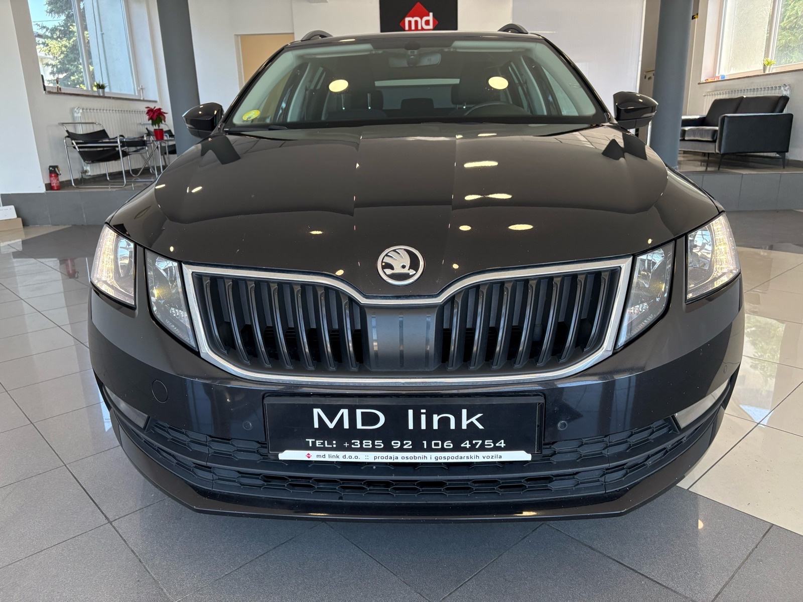 Škoda Octavia Combi 1,6 TDI Ambition, fotografija 15