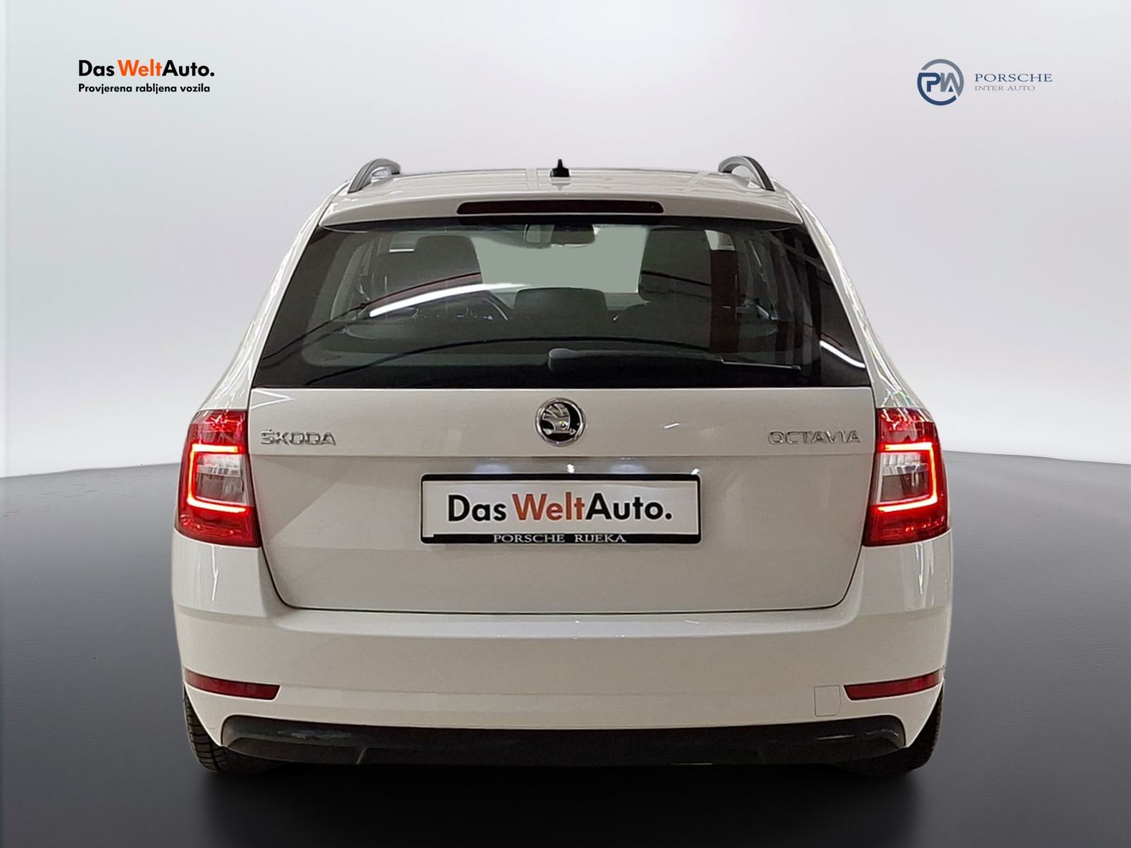 Škoda Octavia Combi 1.6 TDI Ambition, fotografija 6