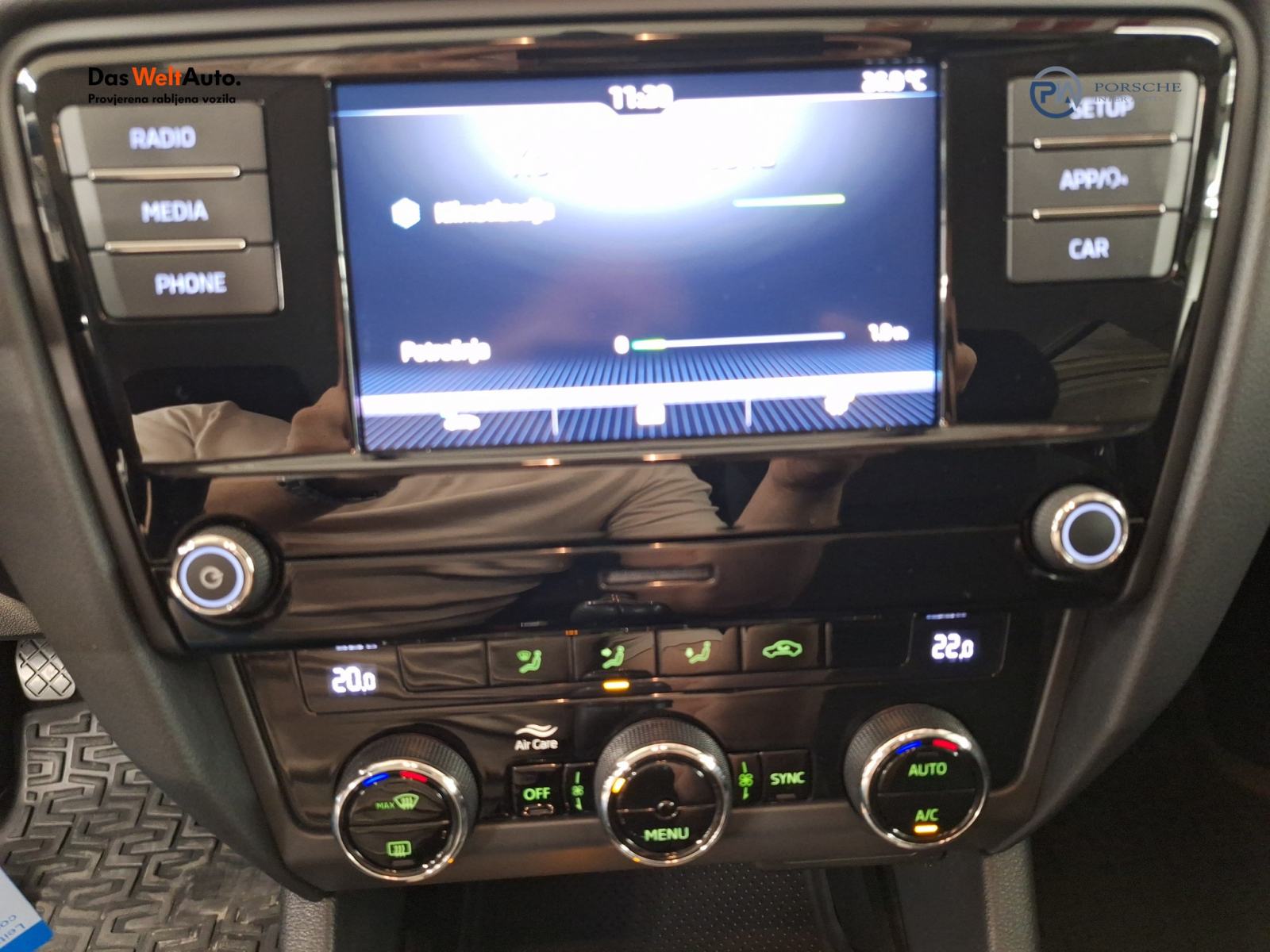Škoda Octavia Combi 1.6 TDI Ambition, fotografija 13