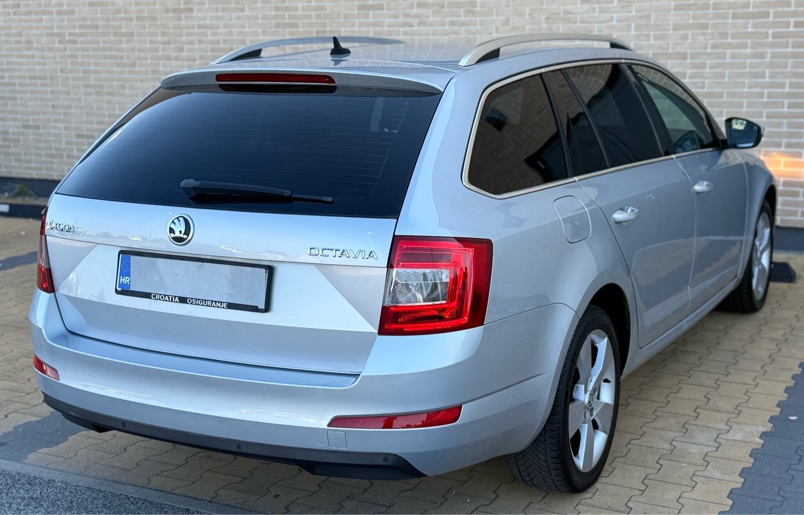 Škoda Octavia 1.6 TDI DSG 2014 | NAVI | Automatik | Alu 17”, fotografija 8