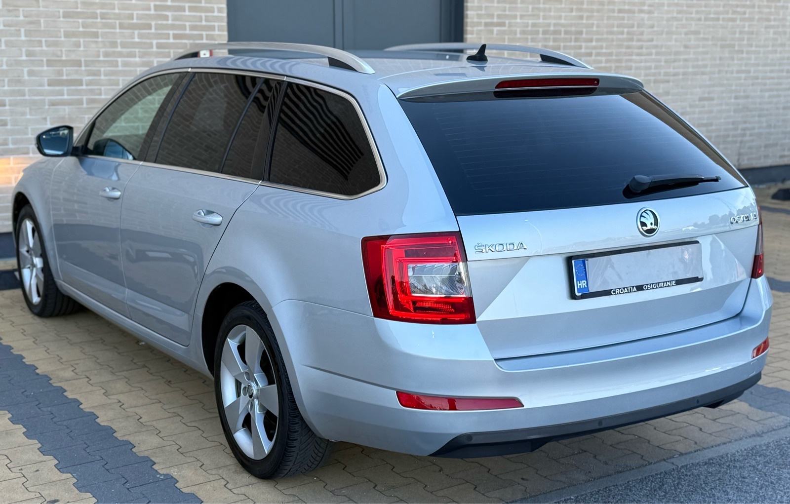 Škoda Octavia 1.6 TDI DSG 2014 | NAVI | Automatik | Alu 17”, fotografija 11