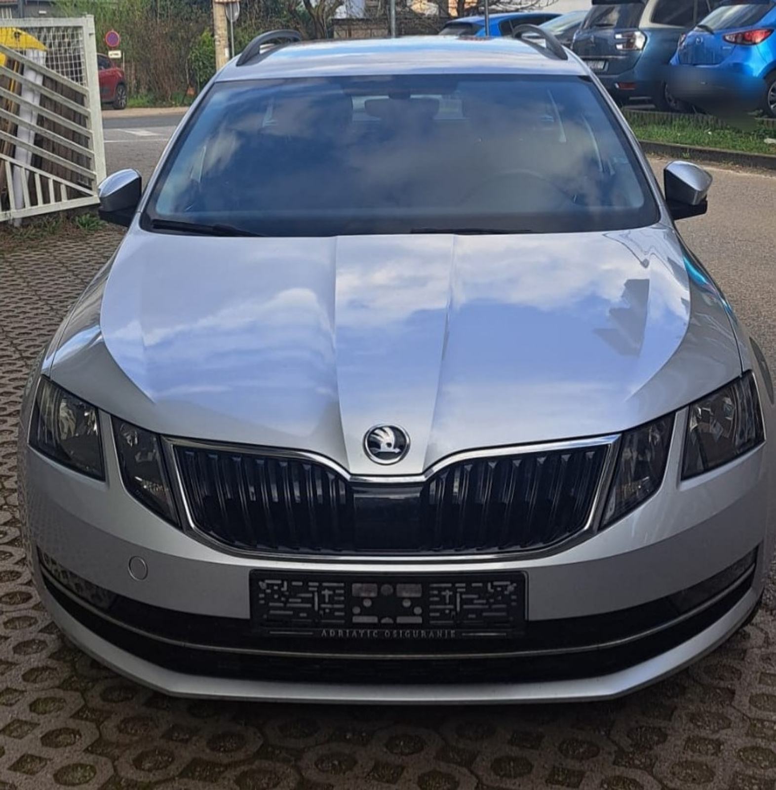 Škoda Octavia Combi TDI DIESEL 115KS ALU,TEMPOMAT,NAVI,LED, fotografija 8