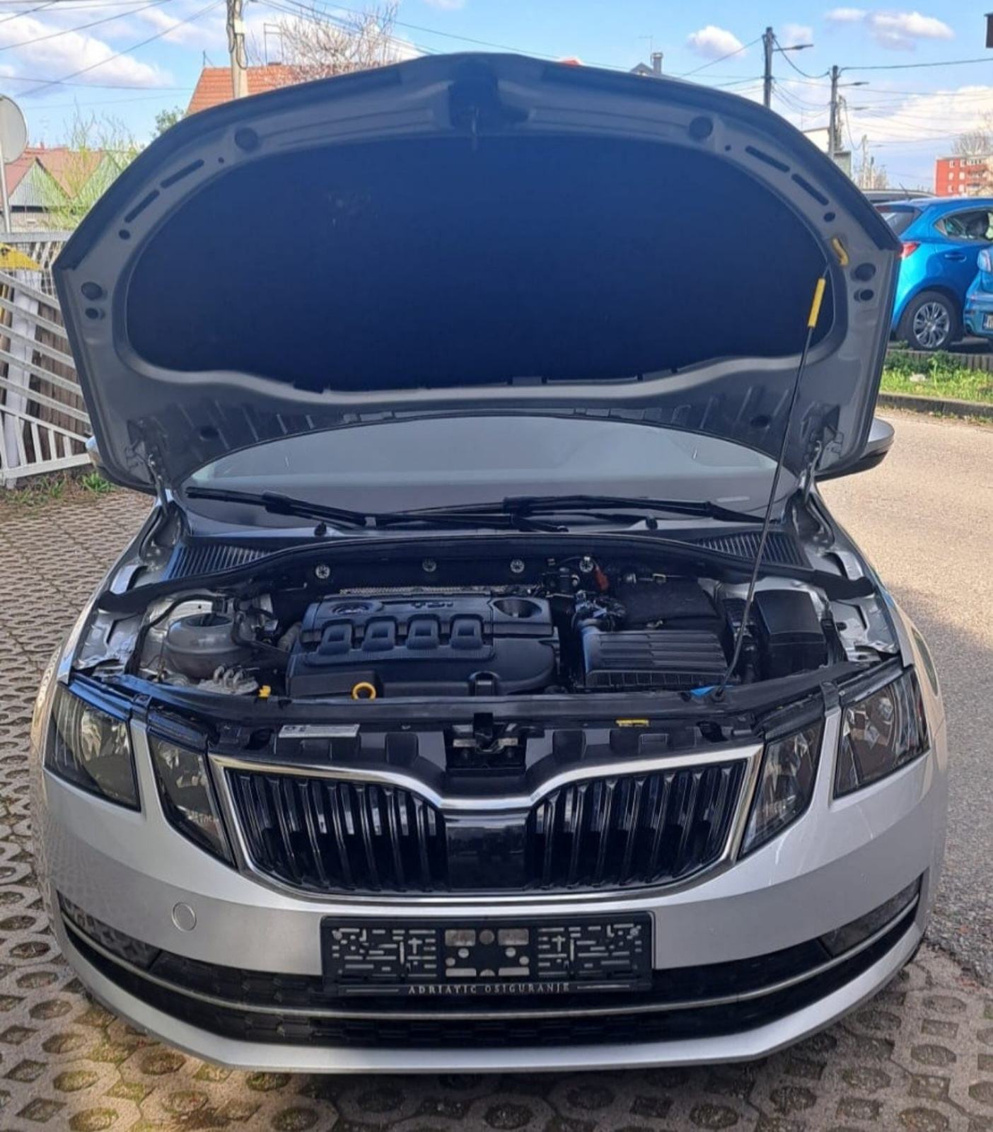 Škoda Octavia Combi TDI DIESEL 115KS ALU,TEMPOMAT,NAVI,LED, fotografija 9