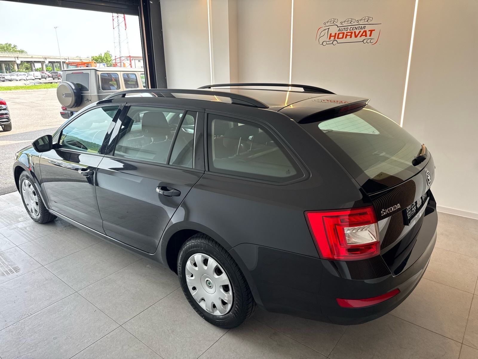 Škoda Octavia Combi 1,6 TDI DSG Ambition 2016.; 128 tkm; 1. vl.;, fotografija 6