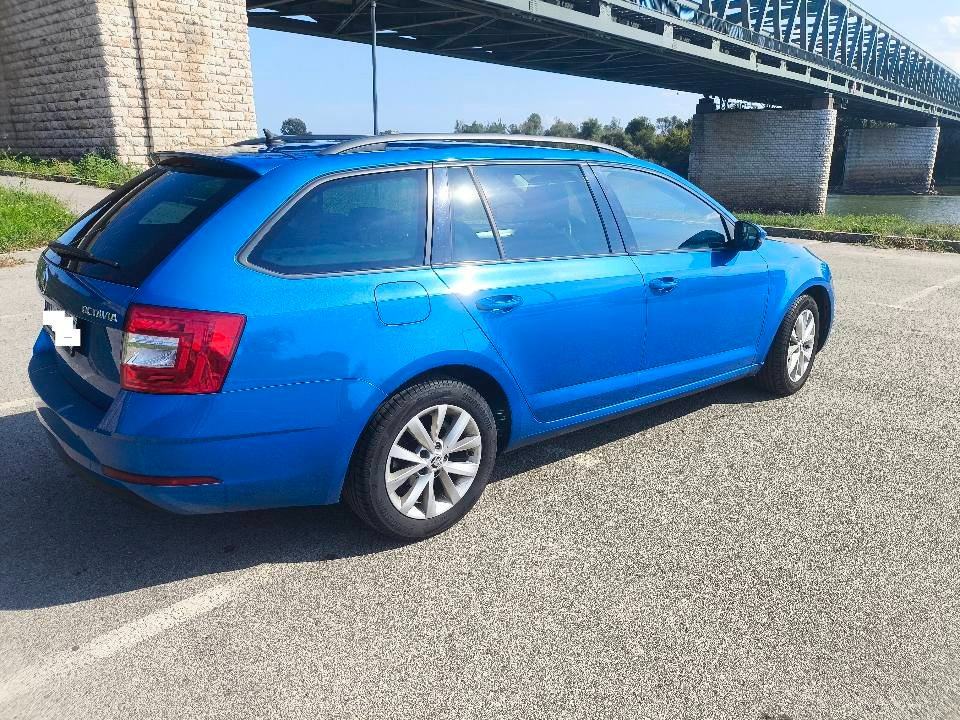 Škoda Octavia Combi 1,6 TDI DSG veliki servis odrađen, fotografija 6