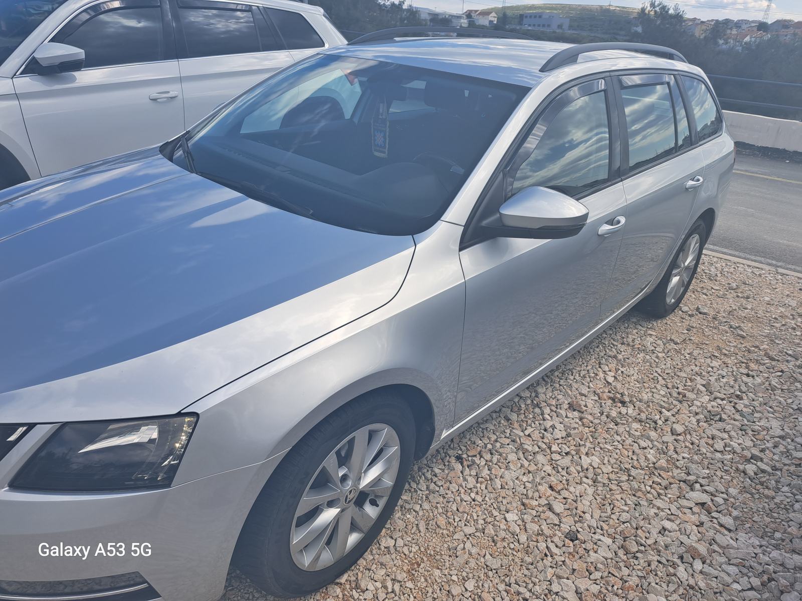 Škoda Octavia Combi 1,6 TDI DSG, fotografija 4