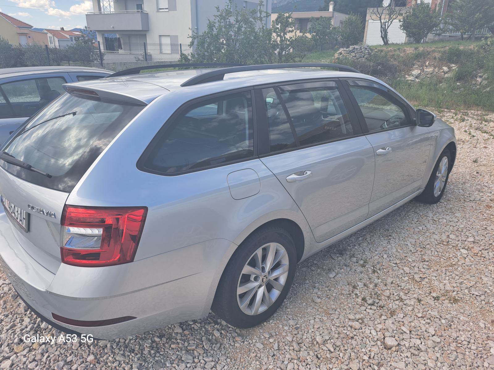Škoda Octavia Combi 1,6 TDI DSG, fotografija 10