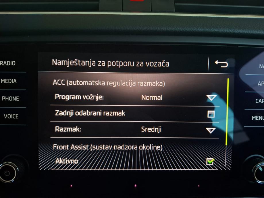 Škoda Octavia Combi 1,6 TDI LEASING BEZ UČEŠĆA I BEZ JAMACA, fotografija 6