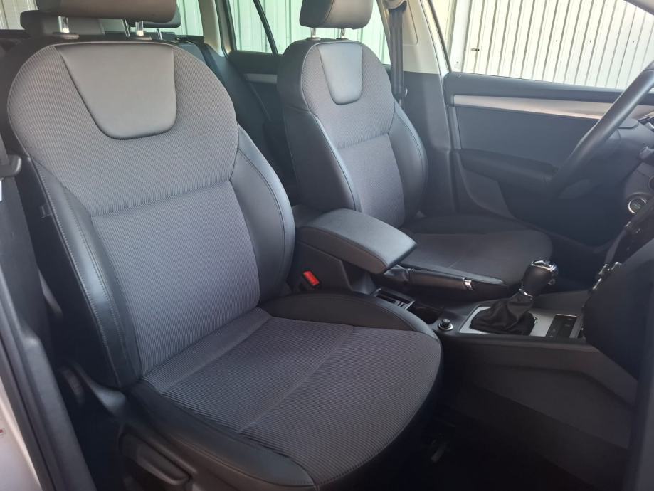 Škoda Octavia Combi 1,6 TDI LEASING BEZ UČEŠĆA I BEZ JAMACA, fotografija 9