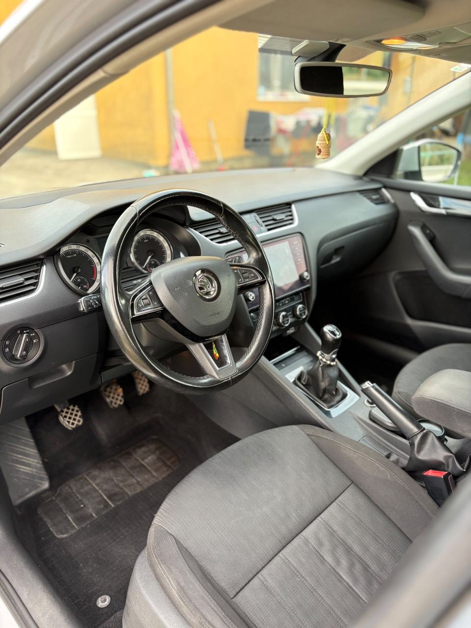 Škoda Octavia Combi 1.6 TDI OGLS IZ USLUGE ZVATI NA 099 8297721, fotografija 8