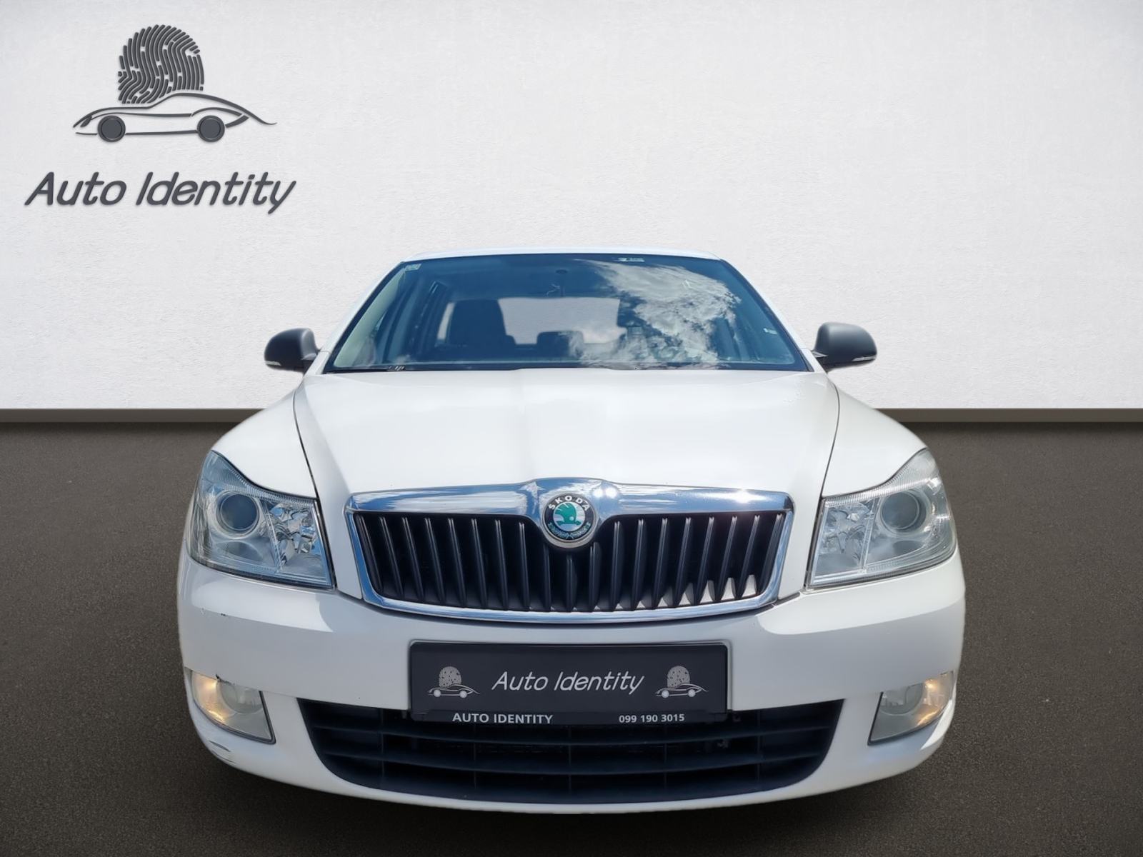 Škoda Octavia Combi 1,6 TDI, REG 06/27, fotografija 2