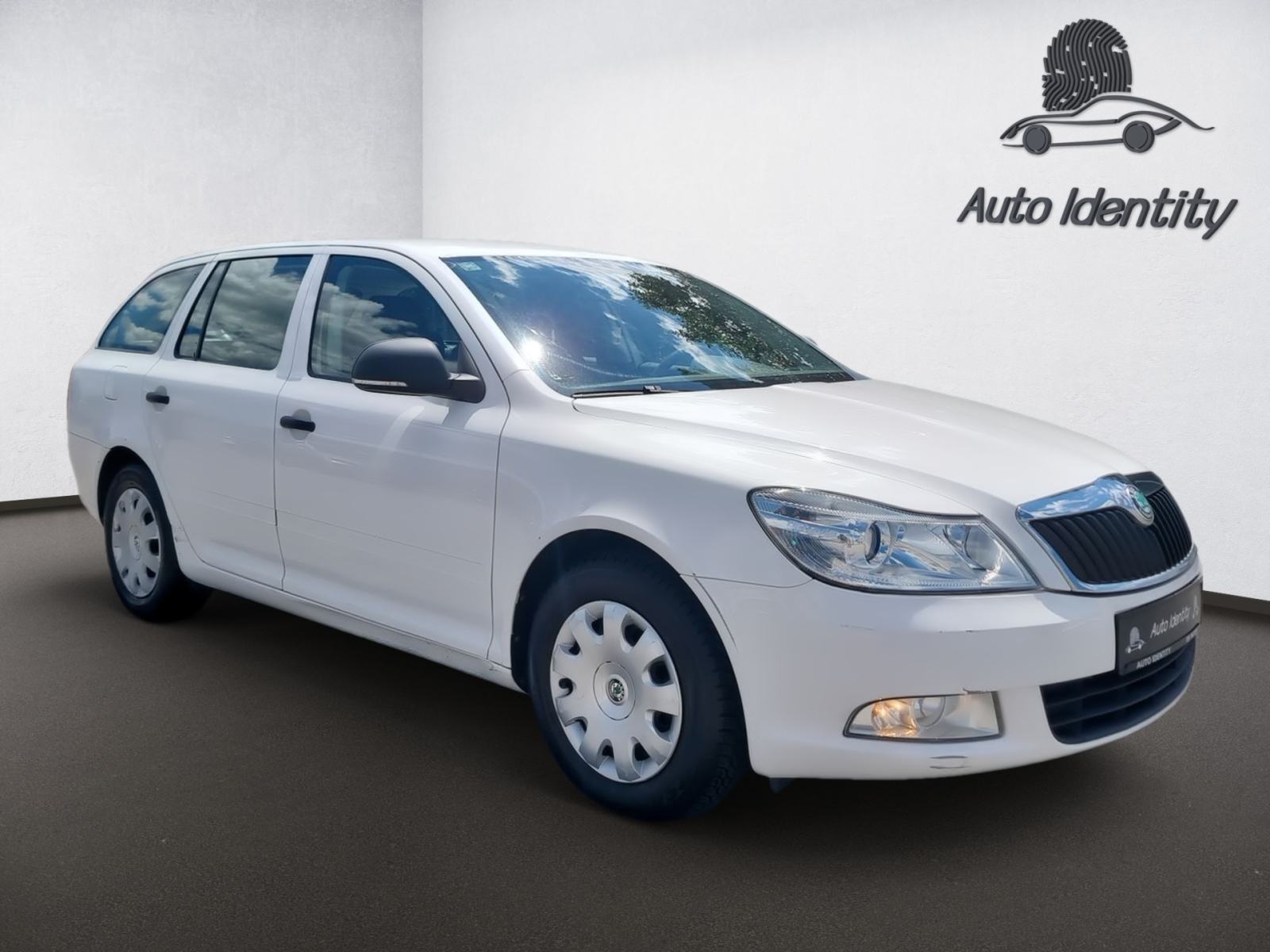 Škoda Octavia Combi 1,6 TDI, REG 06/27, fotografija 4