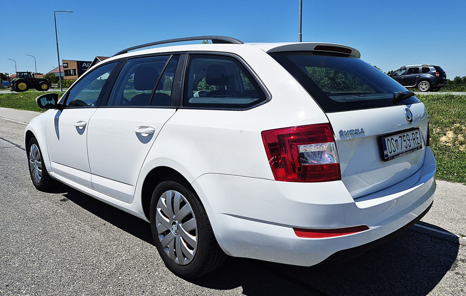 Škoda Octavia Combi 1,6 TDI**REGISTRIRAN DO 12.2026** KLIMA**SERVISNA*, fotografija 8