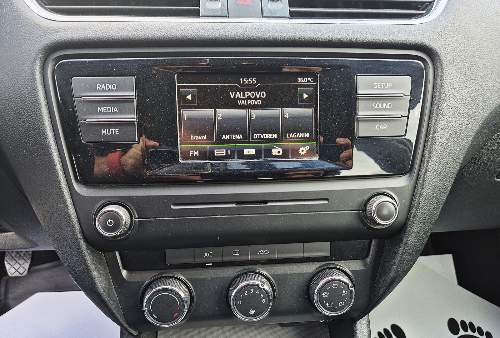 Škoda Octavia Combi 1,6 TDI**REGISTRIRAN DO 12.2026** KLIMA**SERVISNA*, fotografija 13