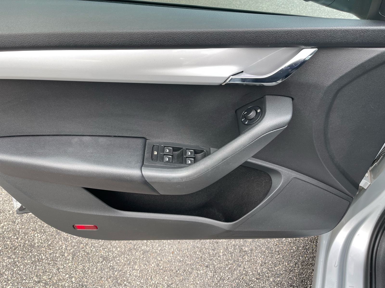 Škoda Octavia Combi 1,6 TDI !!, fotografija 7
