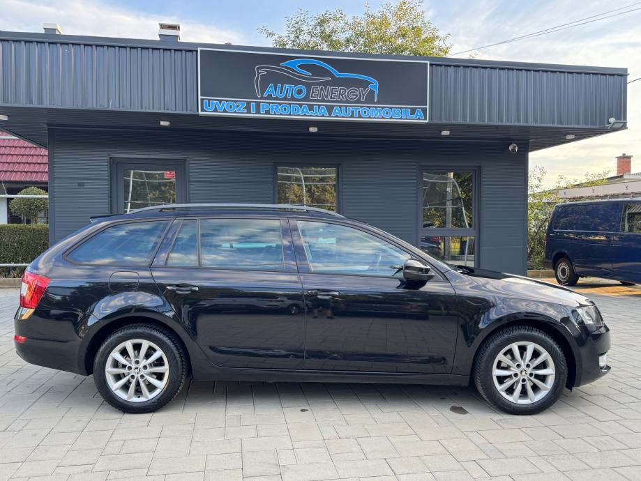 Škoda Octavia Combi 1,6 TDI ⭐ Navi, Tempomat, Grij. Sjed., Servis ⭐, fotografija 6